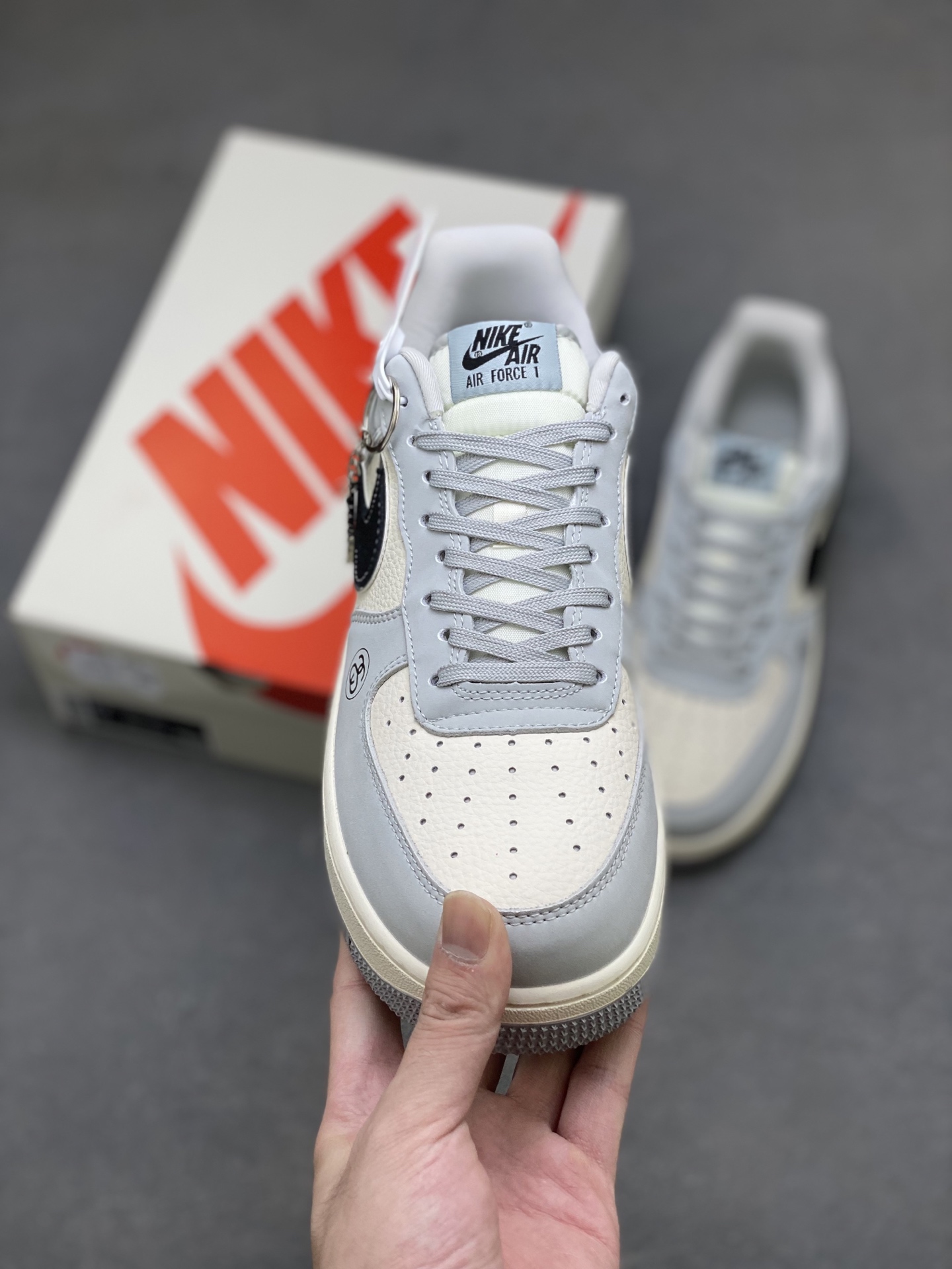 Nike Air Force 1 '07 Low Stussy Collab Sneakers - Limited Edition 3 i1759943682802 235 0 1