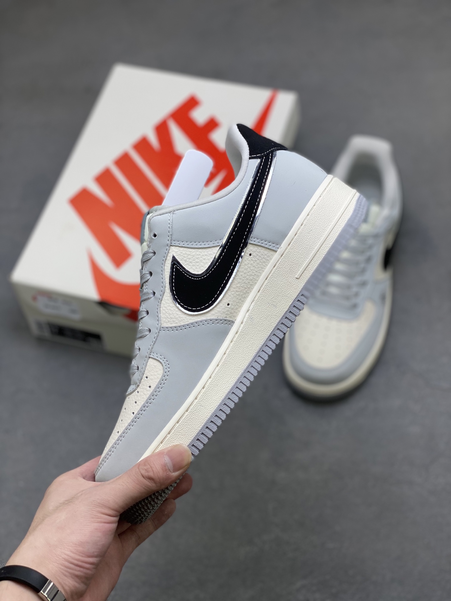 Nike Air Force 1 '07 Low Stussy Collab Sneakers - Limited Edition 4 i1759943683336 4015 0 2