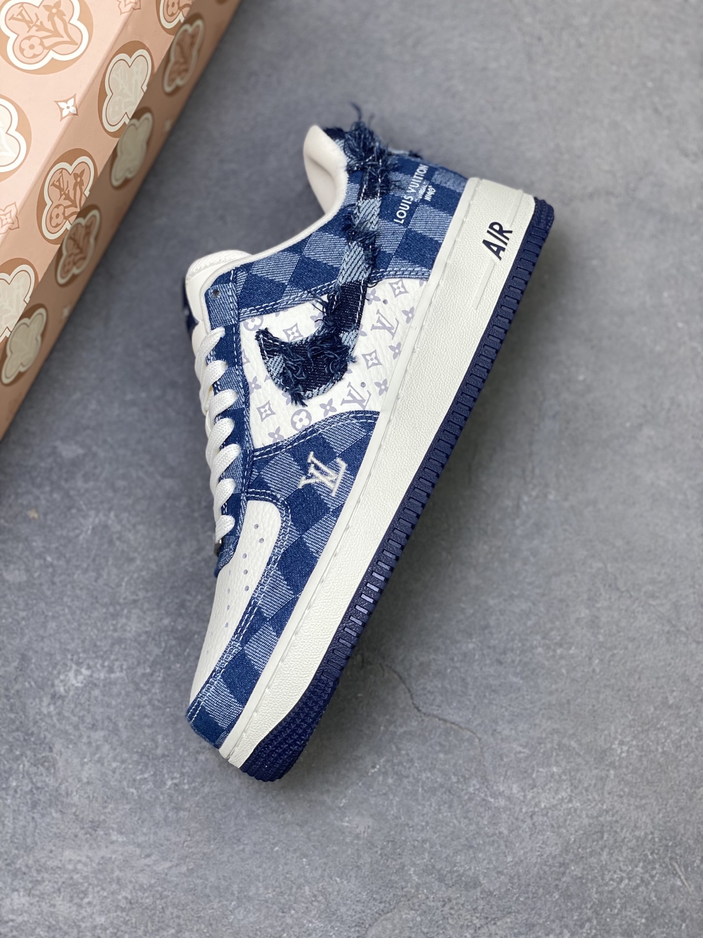 NIKE X LV Air Force 1 Low Sneakers,Blue,Limited Edition 8 i1759943779677 8343 0 6