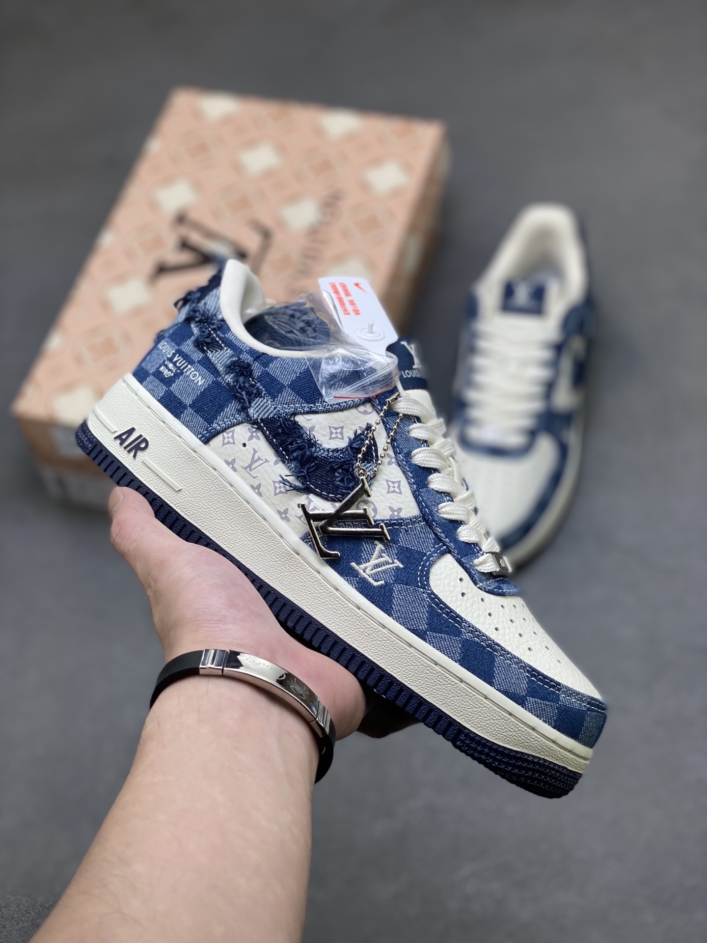 NIKE X LV Air Force 1 Low Sneakers,Blue,Limited Edition 2 i1759943779683 6150 0 0