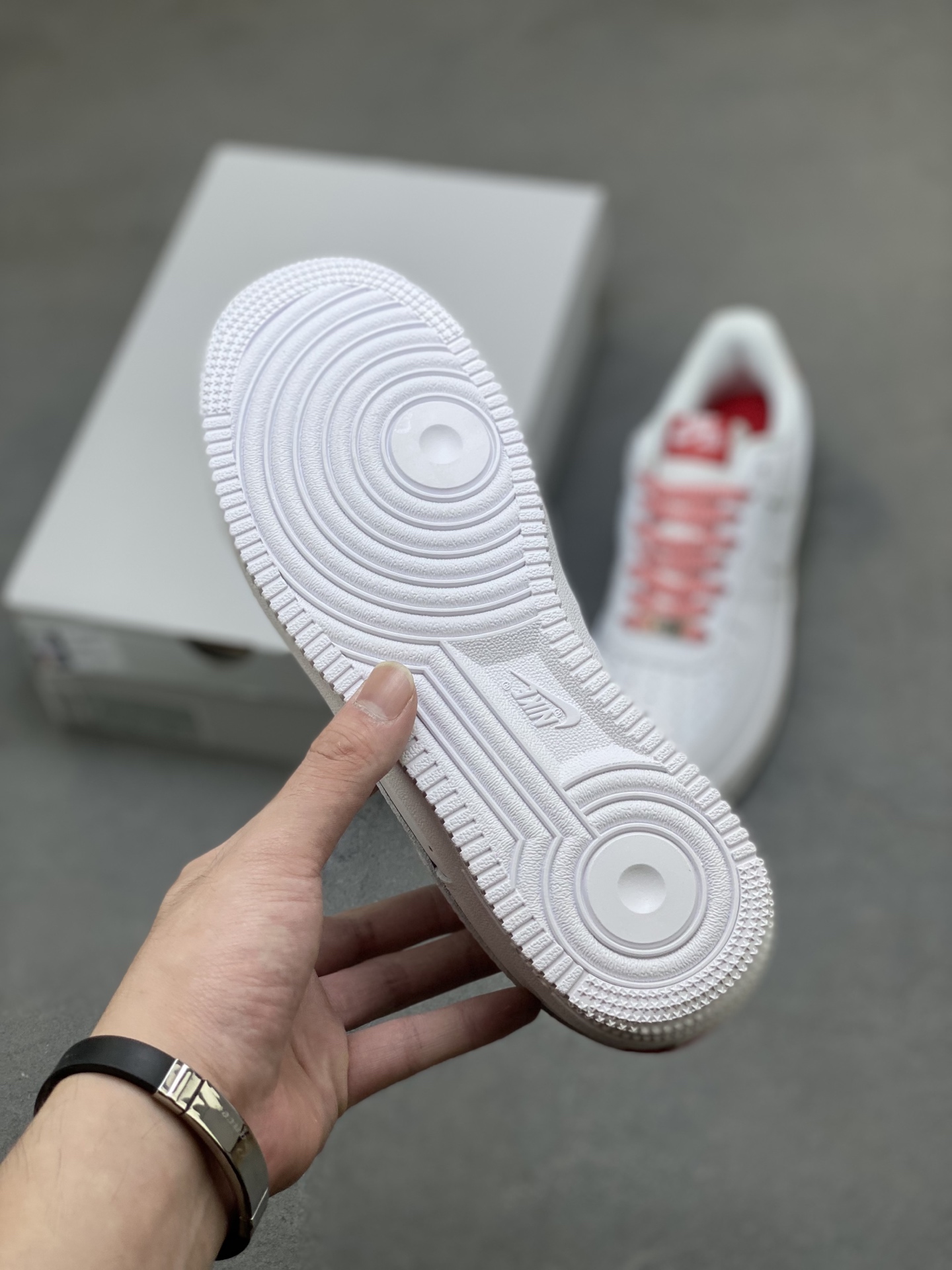 Nike Air Force 1 '07 Low White/Red, Premium Leather, Limited Edition 7 i1759943879085 1855 0 5