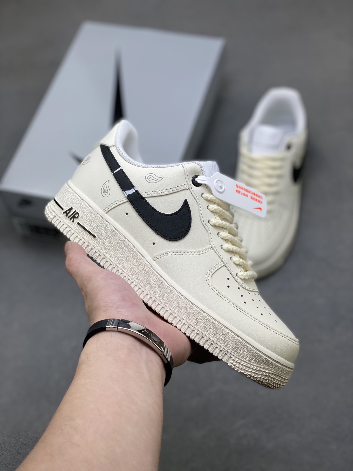 Nike Air Force 1 '07 Low Cream/Black Limited Edition Sneakers 2 i1759944190893 7742 0 0
