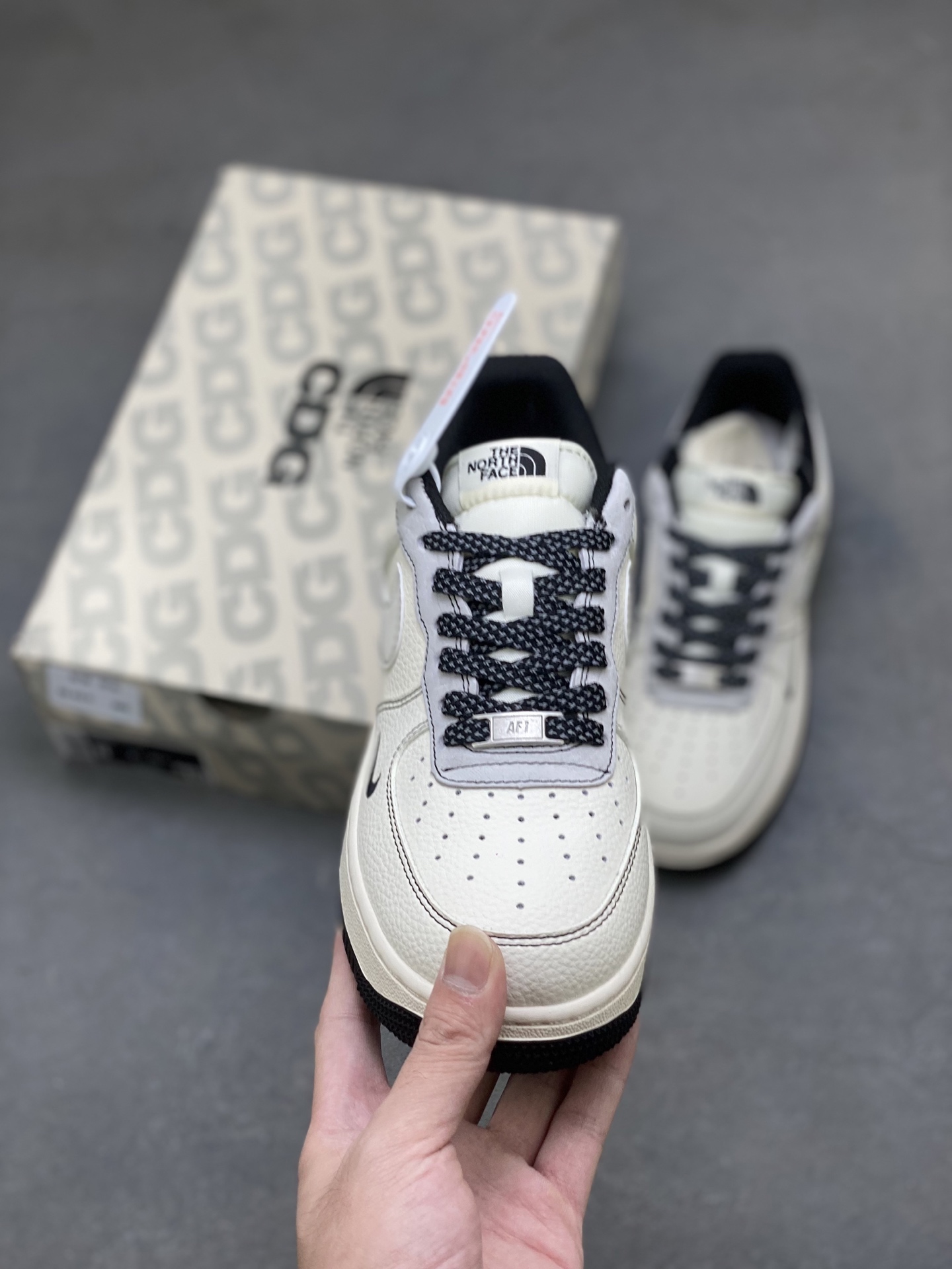 Nike Air Force 1 '07 Low White Black Sneakers JS8028-015 Limited Edition 3 i1760027217465 1849 0 1