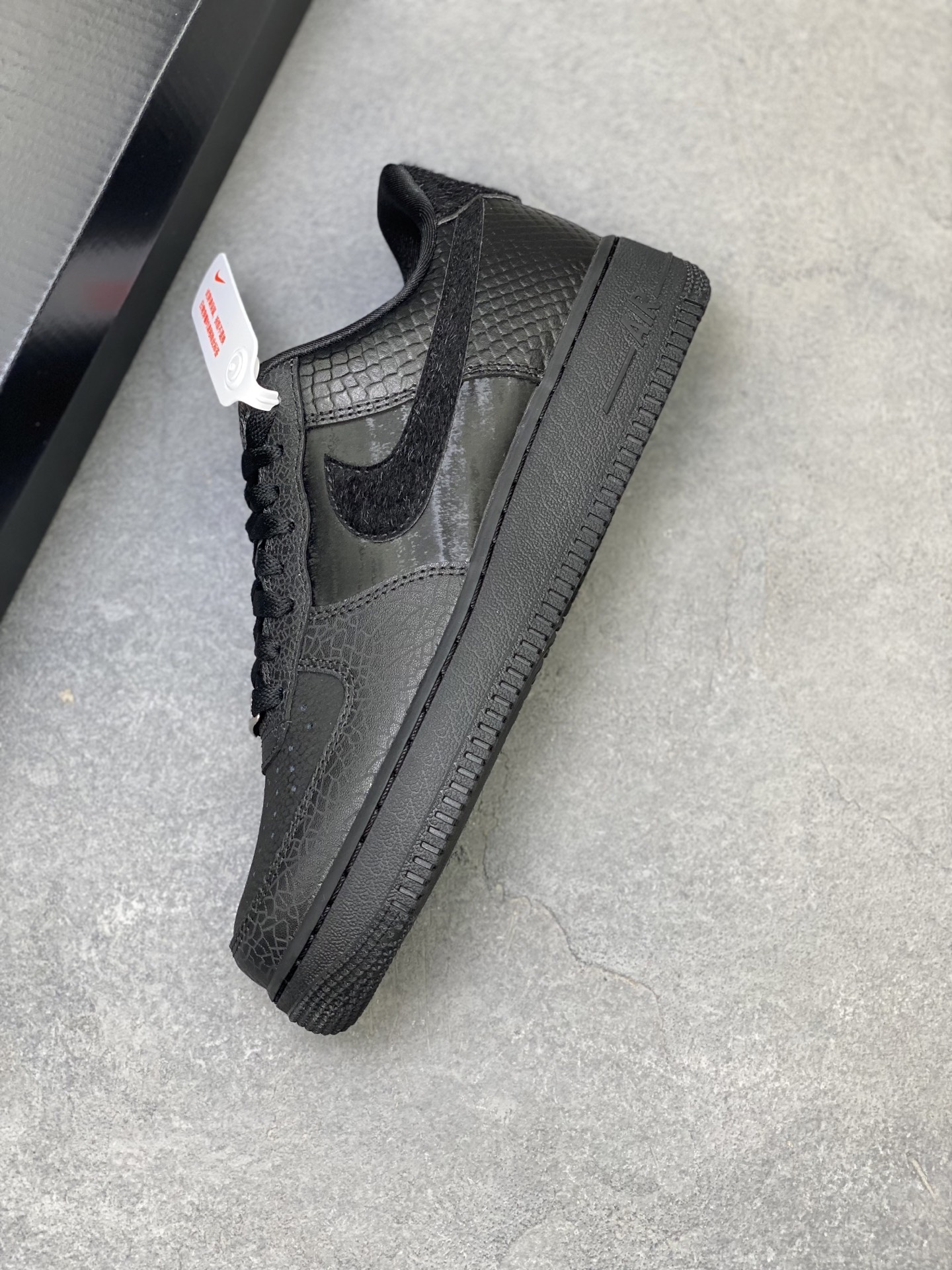Nike Air Force 1 '07 Low Black Leather Sneakers - Limited Edition 8 i1760027377157 4516 0 6