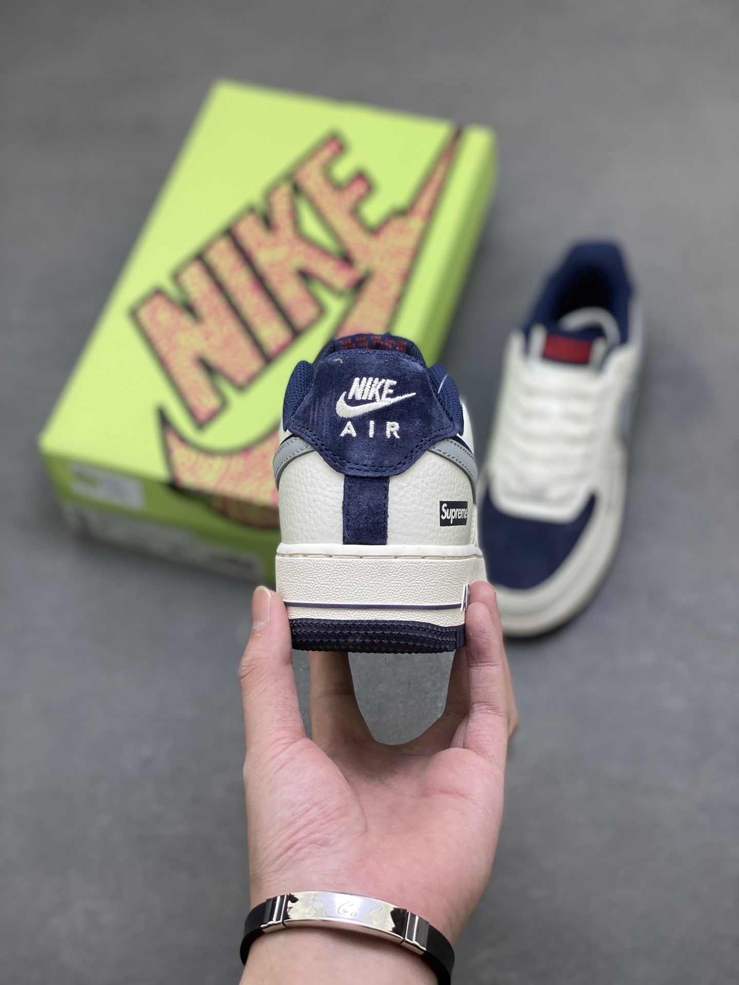 Nike Air Force 1 '07 Low Sneakers Limited Edition - Supreme Collaboration 5 i1760027485731 3649 0 3