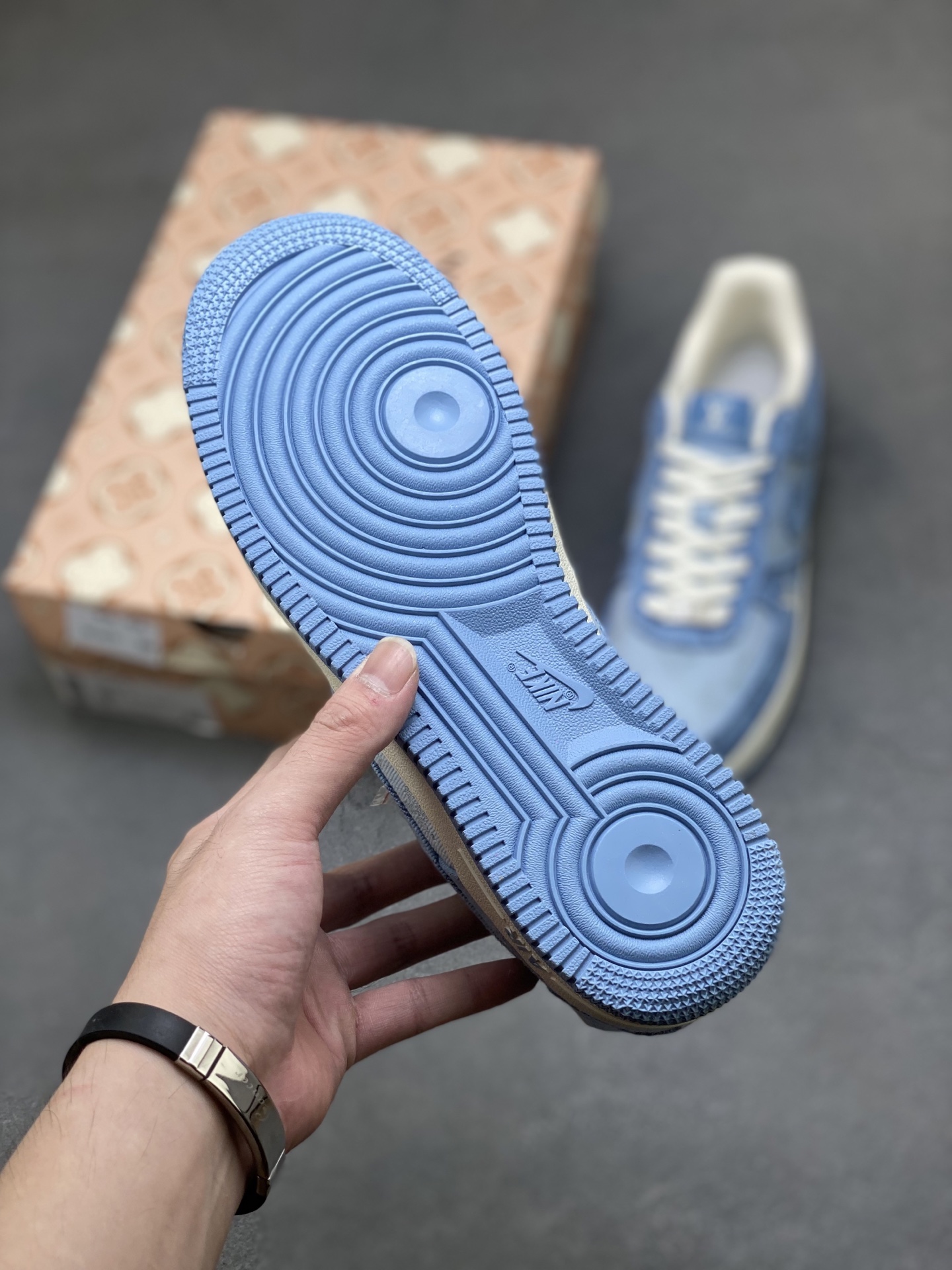 Nike Air Force 1 '07 Low Louis Vuitton Blue Denim Sneakers - Limited Edition 7 i1760112175929 9824 0 5