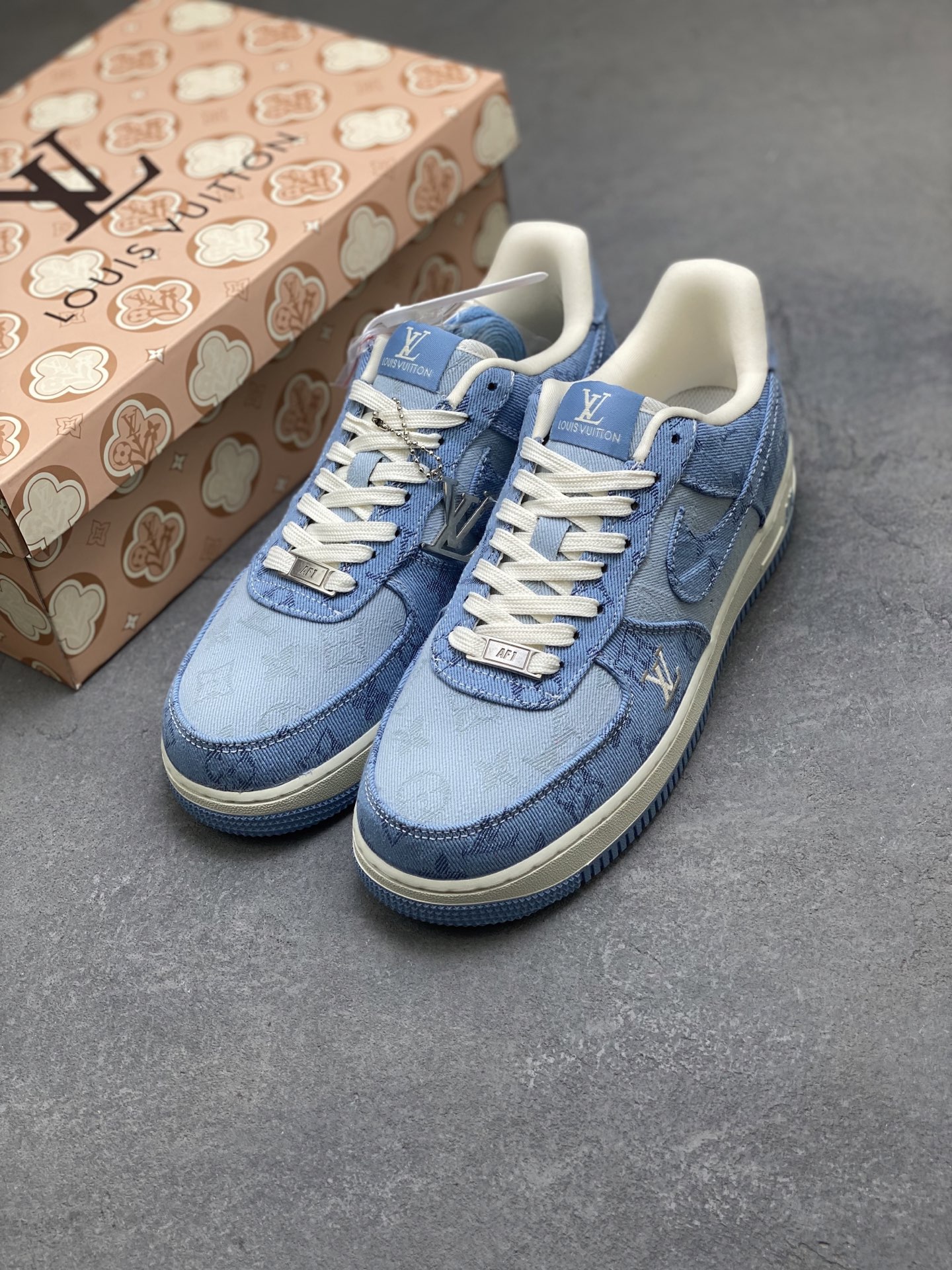 Nike Air Force 1 '07 Low Louis Vuitton Blue Denim Sneakers - Limited Edition 9 i1760112181027 2667 0 7