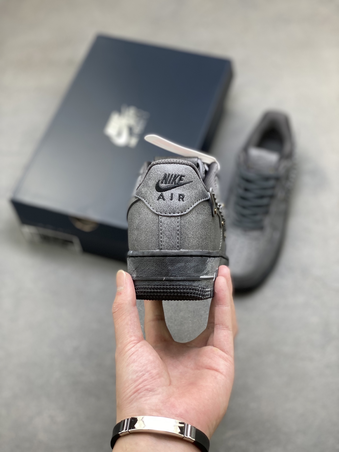 Nike Air Force 1 '07 Low Grey Limited Edition Sneakers IH4965-254 5 i1760112292366 9350 0 3