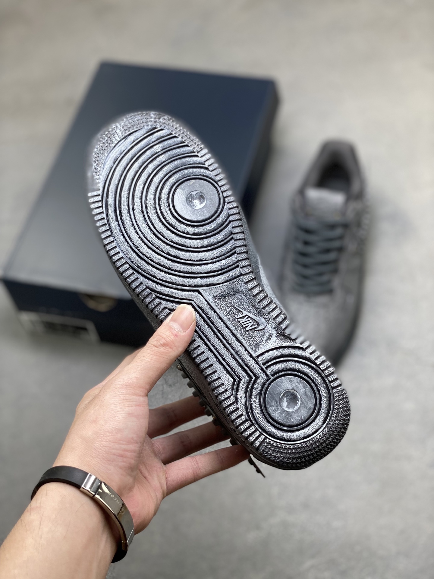 Nike Air Force 1 '07 Low Grey Limited Edition Sneakers IH4965-254 7 i1760112294080 9594 0 5