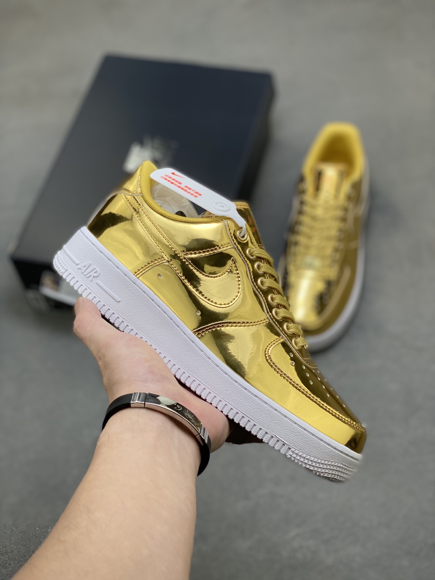 Nike Air Force 1 '07 Low Gold Limited Edition Sneakers - Style & Comfort