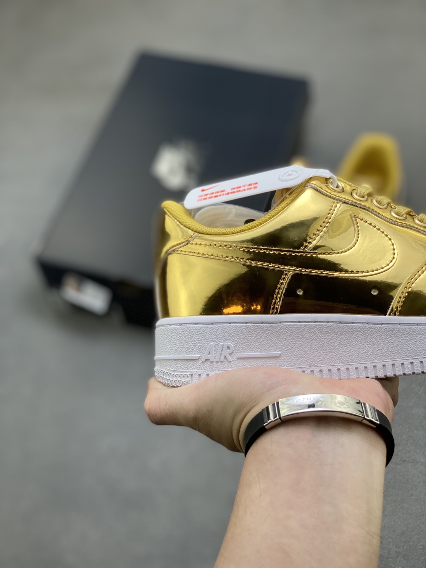 Nike Air Force 1 '07 Low Gold Limited Edition Sneakers - Style & Comfort 6 i1760112405420 674 0 4