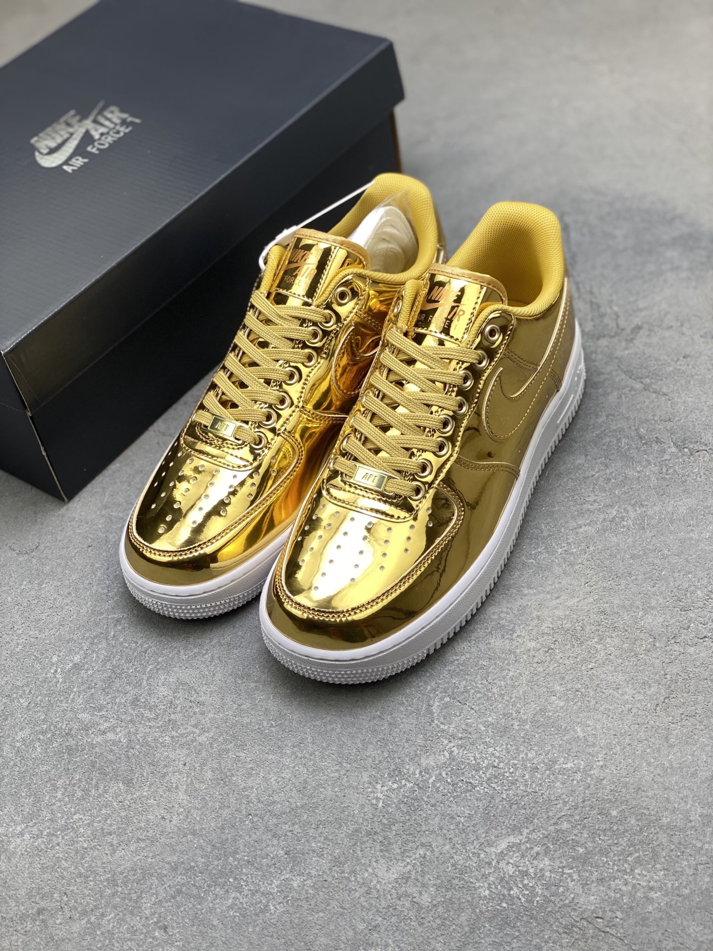 Nike Air Force 1 '07 Low Gold Limited Edition Sneakers - Style & Comfort 9 i1760112409489 6520 0 7