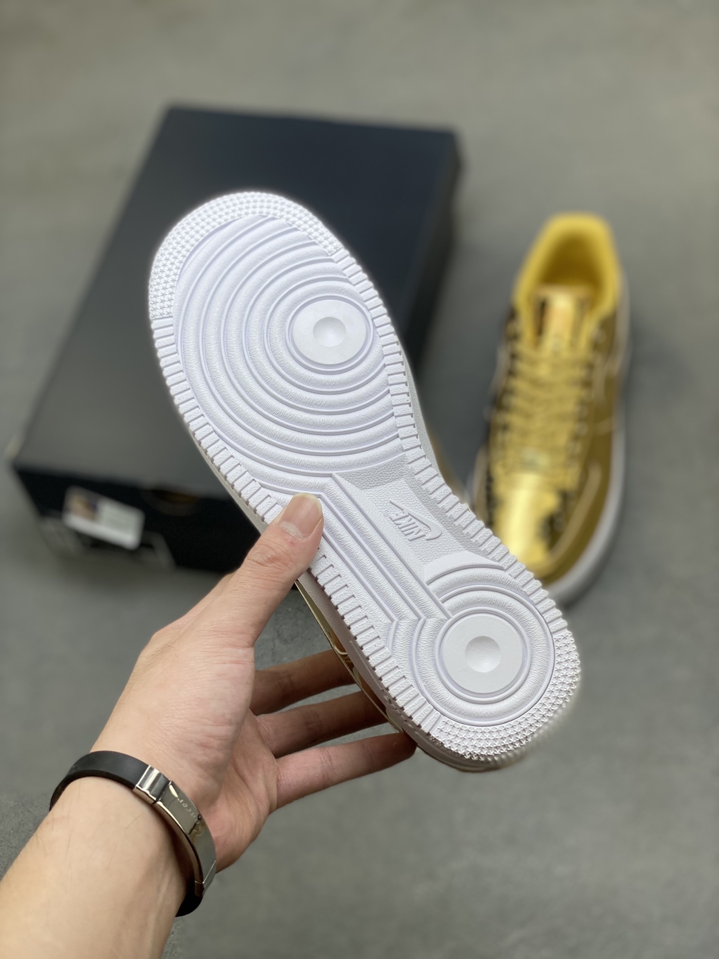 Nike Air Force 1 '07 Low Gold Limited Edition Sneakers - Style & Comfort 7 i1760112410825 1753 0 5