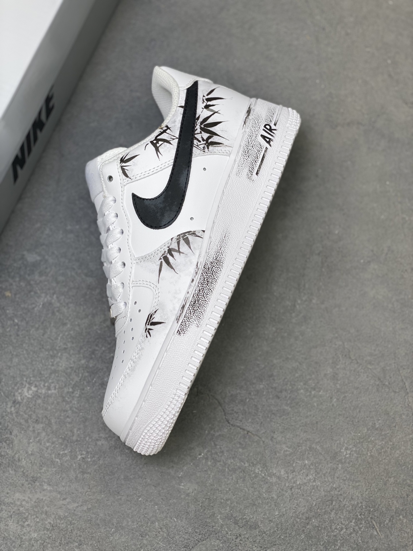 Nike Air Force 1 '07 Low White/Black Custom Sneakers Limited Edition 8 i1760198853872 7015 0 6