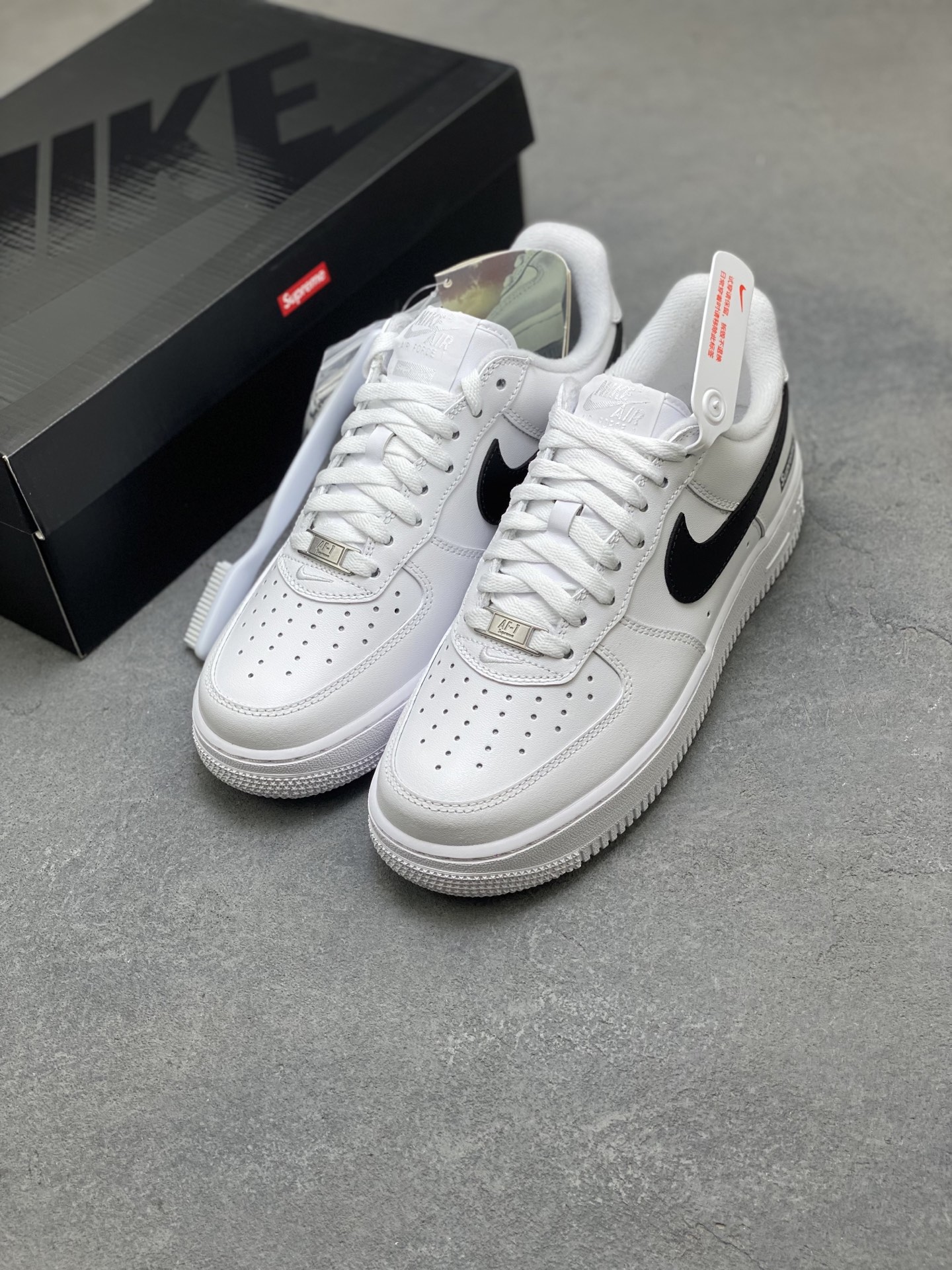 Nike Air Force 1 '07 Low White/Black Supreme, Limited Edition Sneakers 9 i1760199105964 7891 0 7
