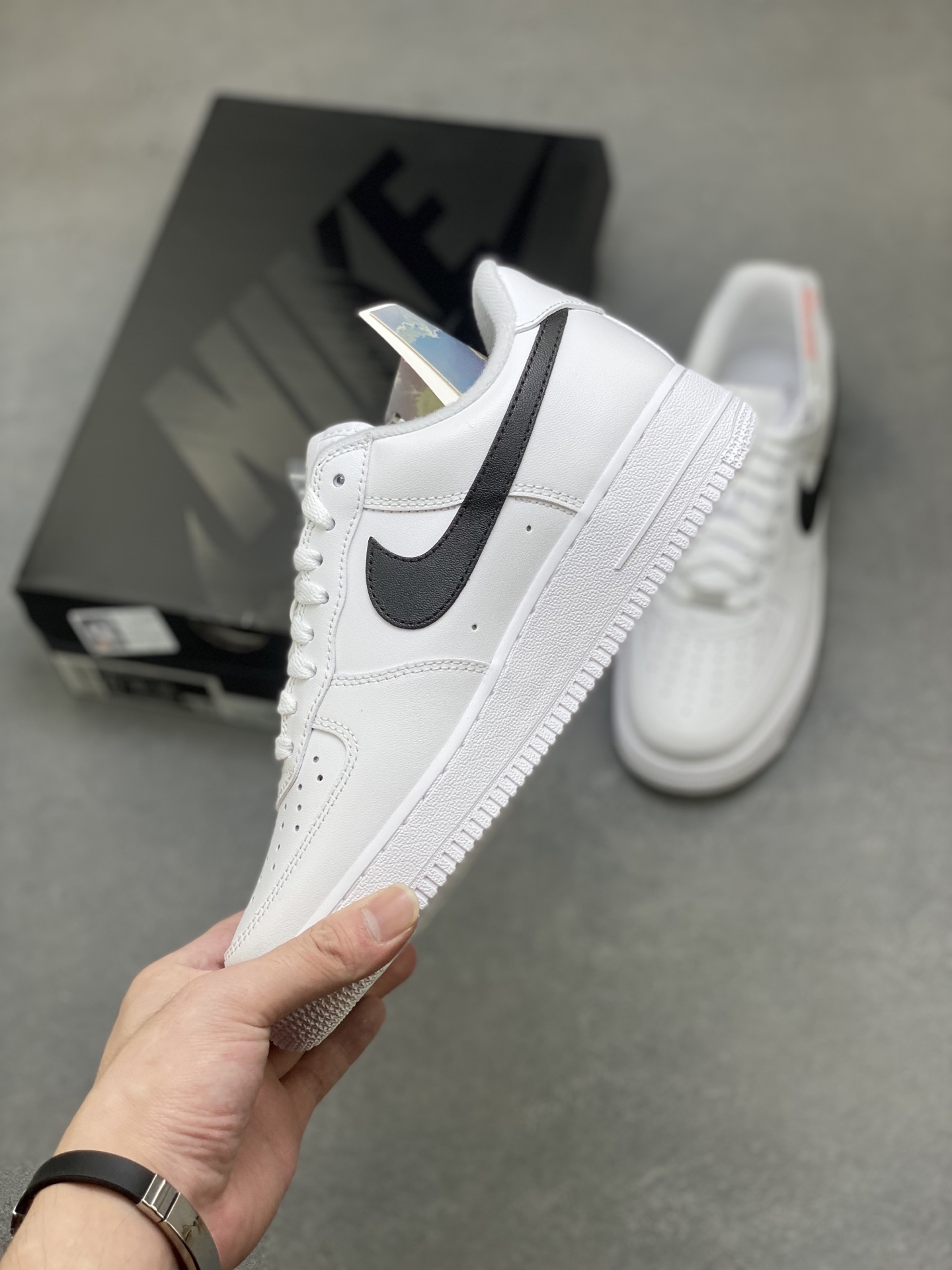 Nike Air Force 1 '07 Low White/Black Supreme, Limited Edition Sneakers 4 i1760199108625 1261 0 2
