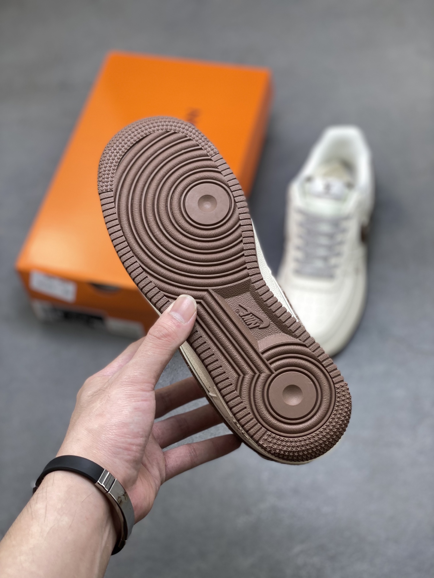 Nike Air Force 1 Low Louis Vuitton Custom Sneakers - Limited Edition 7 i1760199199997 6530 0 5