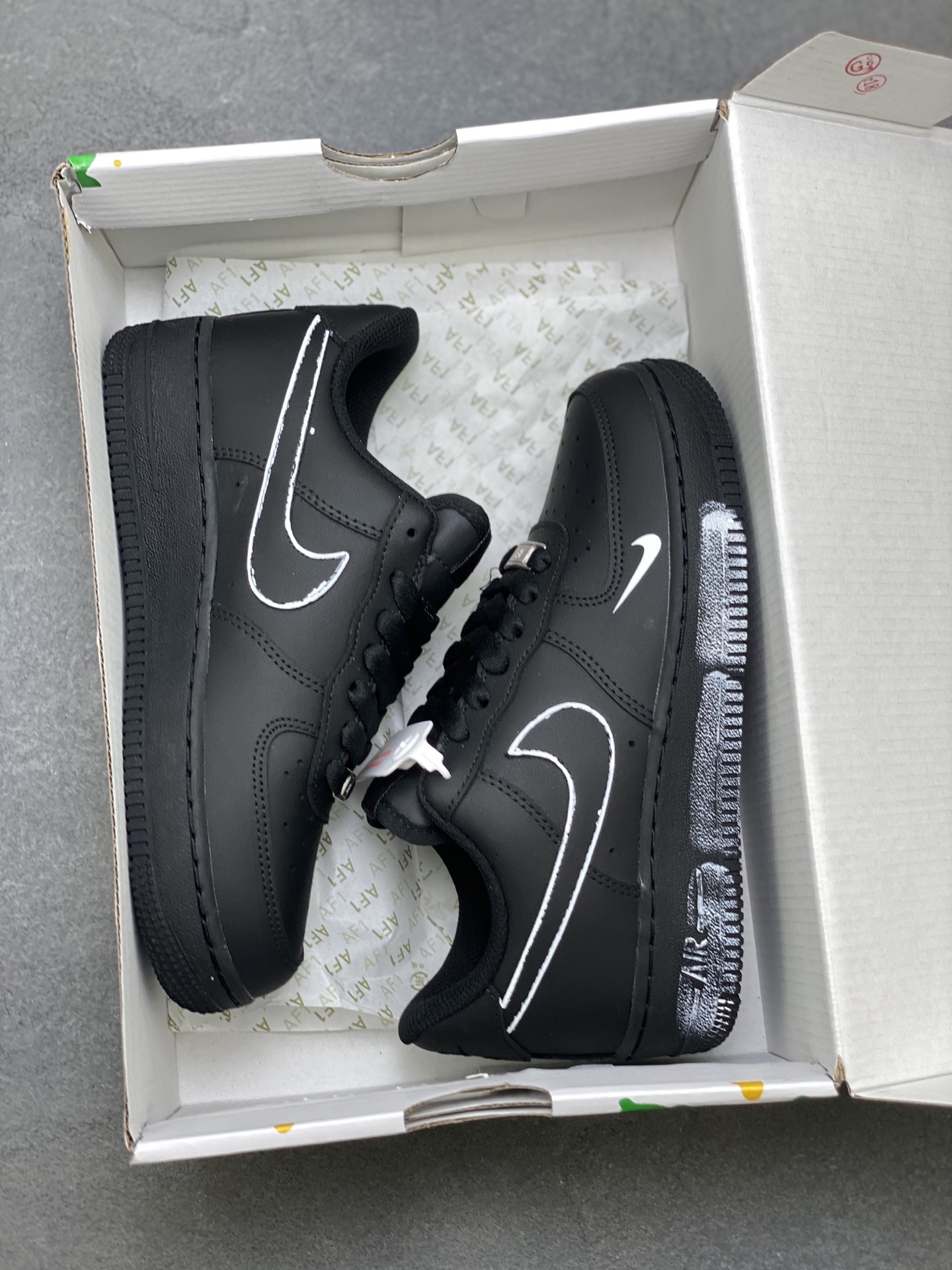 Nike Air Force 1 '07 Low Black/White Limited Edition Sneakers 9 i1760284954076 7202 0 8