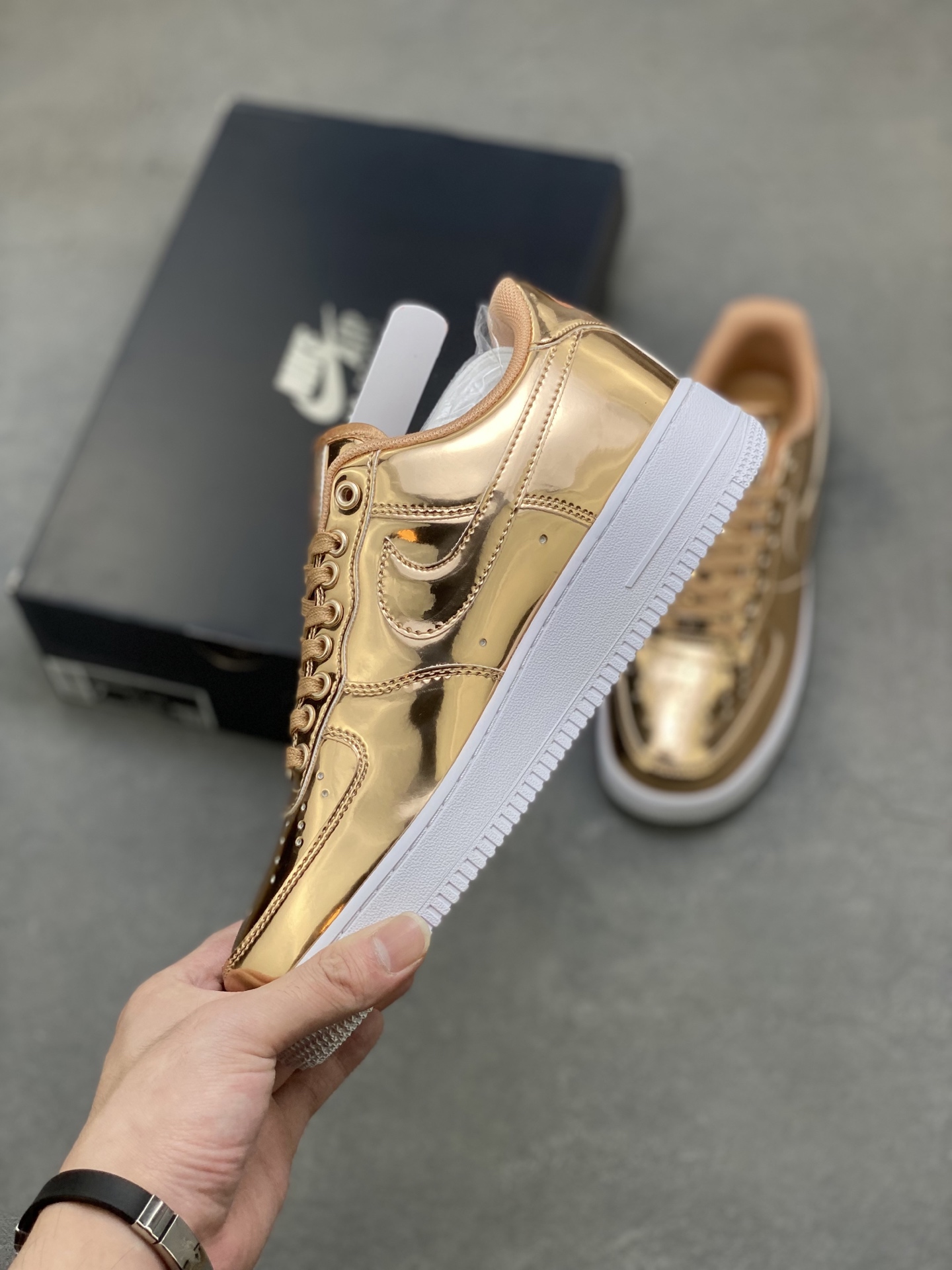 Nike Air Force 1 '07 Low Gold Sneakers, Limited Edition - Size 36-45 4 i1760285093968 2080 0 2