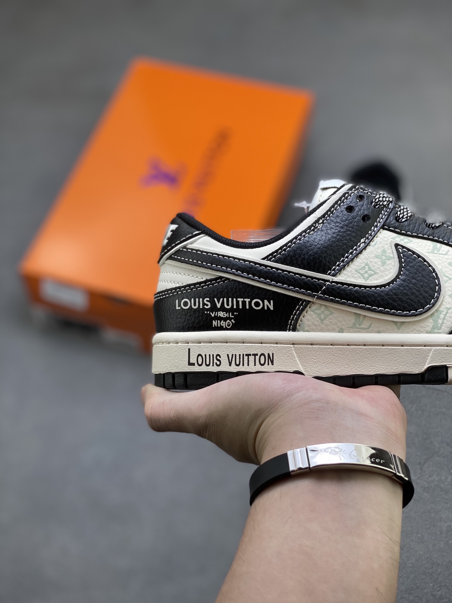 Nike SB Dunk Low Louis Vuitton Custom Casual Sneakers - Limited Edition 6 i1760285735595 2218 0 4