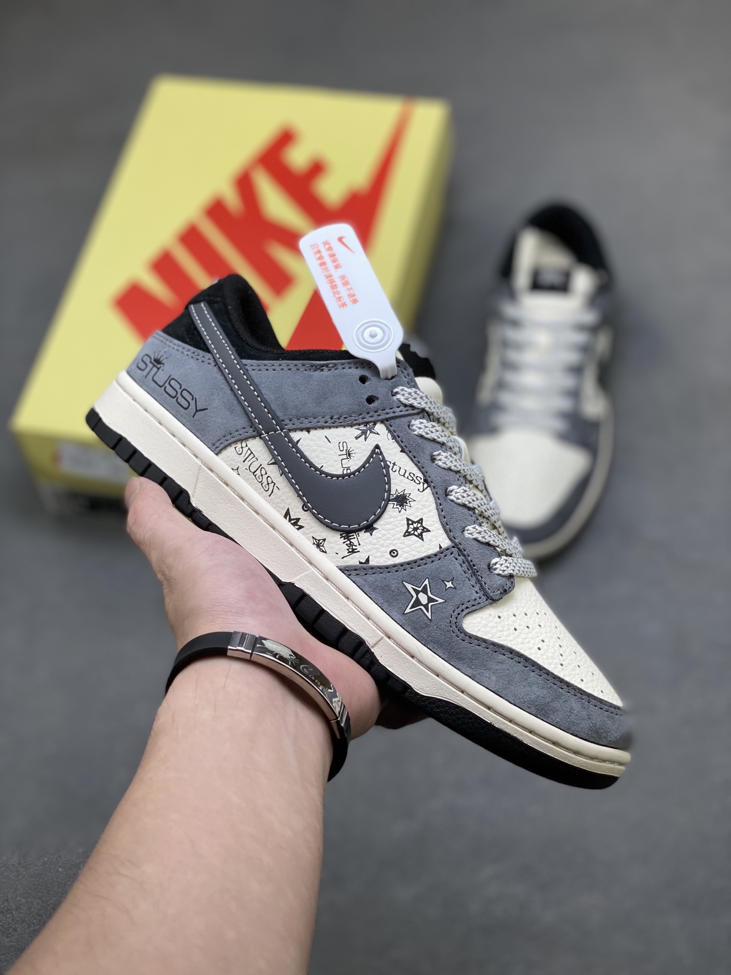 Nike SB Dunk Low Premium Casual Sneakers - Anniversary Edition 2 i1760285839537 4557 0 0