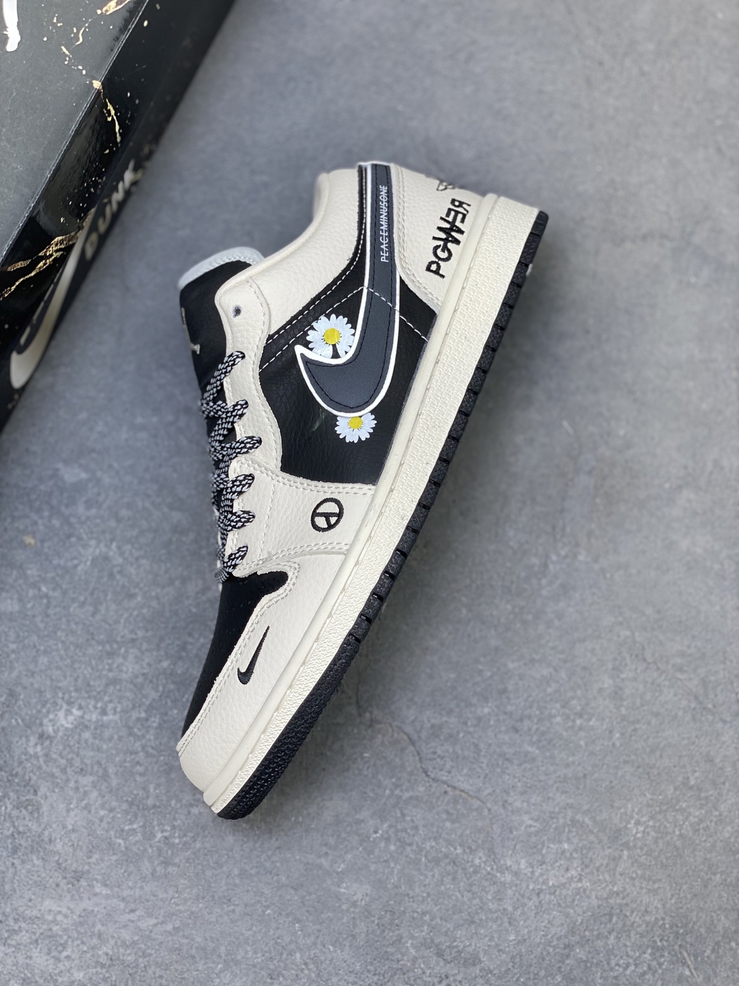 Air Jordan 1 Low Travis Scott Fragment Design - Premium Leather Sneakers 7 i1760286013728 7062 0 6
