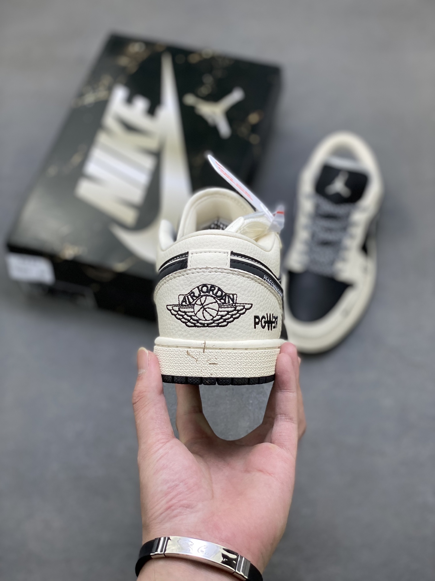 Air Jordan 1 Low Travis Scott Fragment Design - Premium Leather Sneakers 4 i1760286013783 2101 0 3