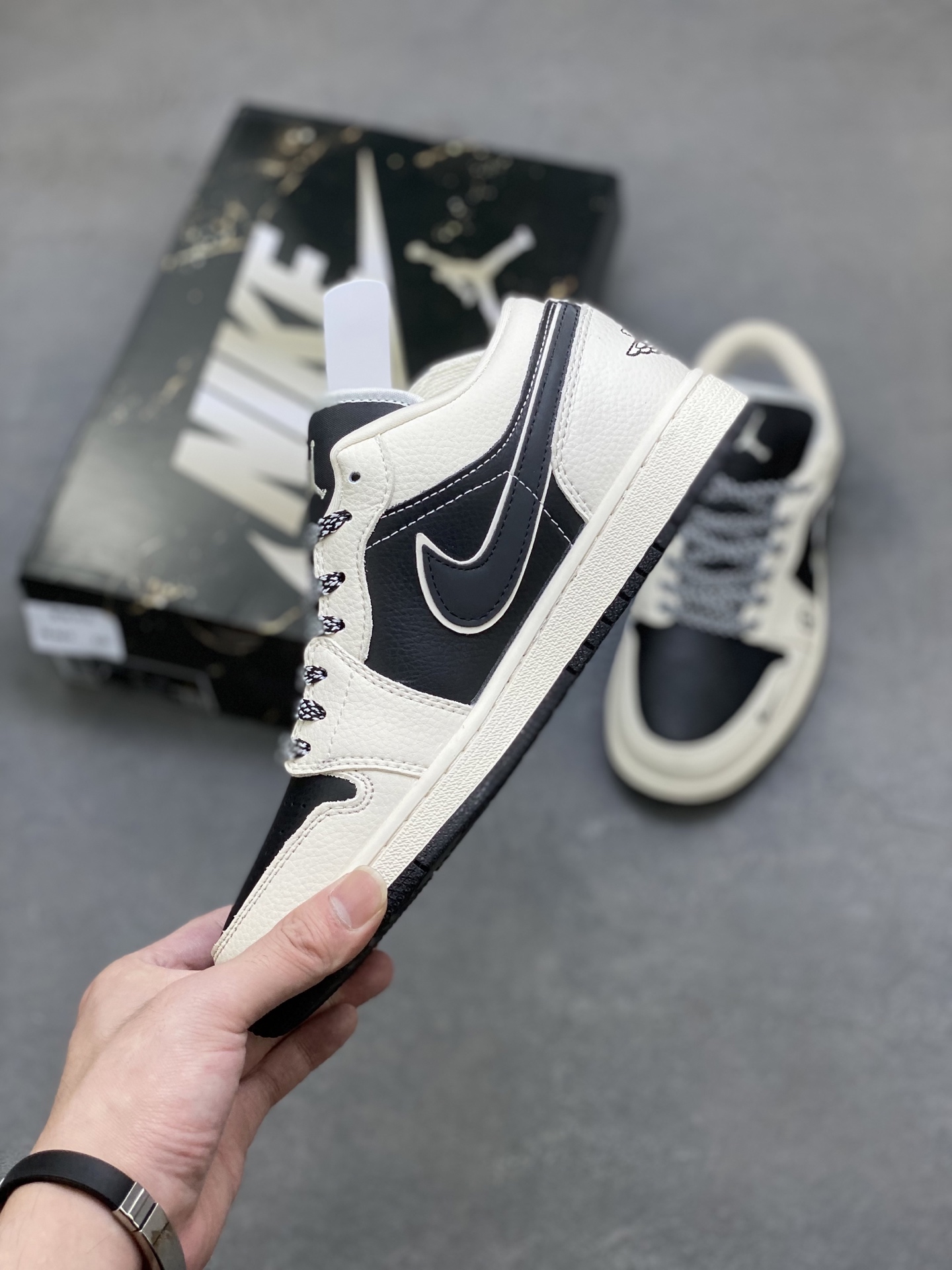 Air Jordan 1 Low Travis Scott Fragment Design - Premium Leather Sneakers 3 i1760286013806 2809 0 2