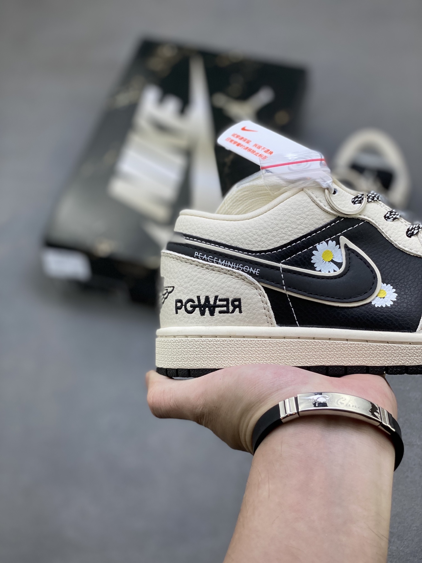 Air Jordan 1 Low Travis Scott Fragment Design - Premium Leather Sneakers 5 i1760286015906 7572 0 4