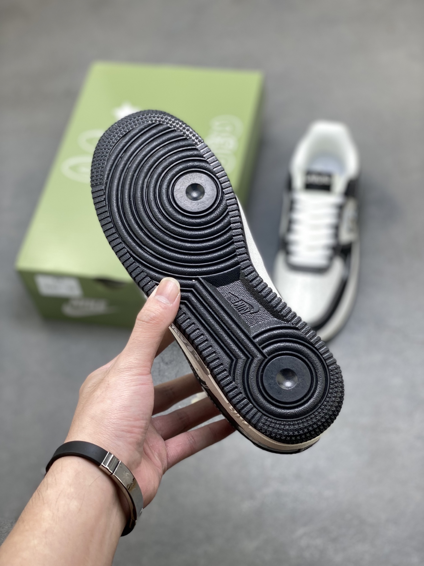 Nike Air Force 1 '07 Low Labubu The Monsters KJ5188-001 Limited Edition 7 i1760644611616 6163 0 5