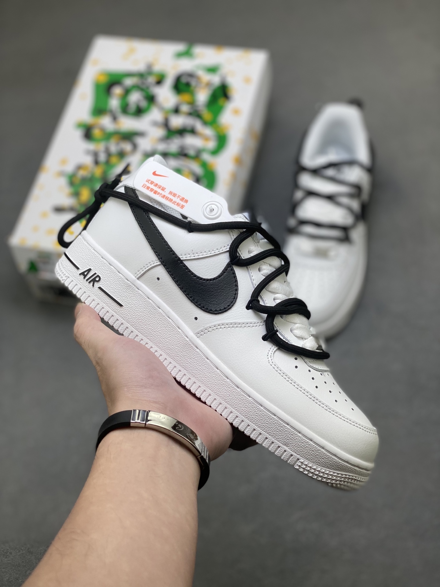 Nike Air Force 1 '07 Low White/Black Sneakers - Limited Edition