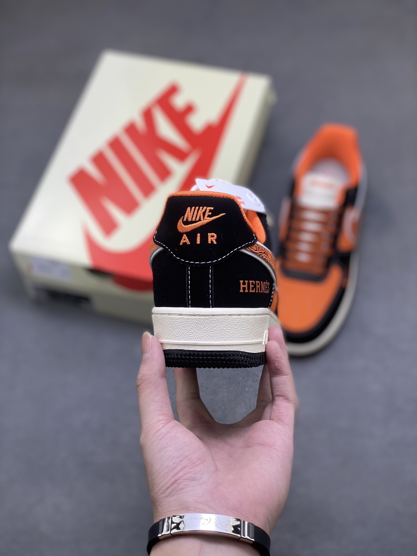 Nike Air Force 1 '07 Low Hermes Edition - Premium Comfort Sneakers 5 i1760988530257 3848 0 3