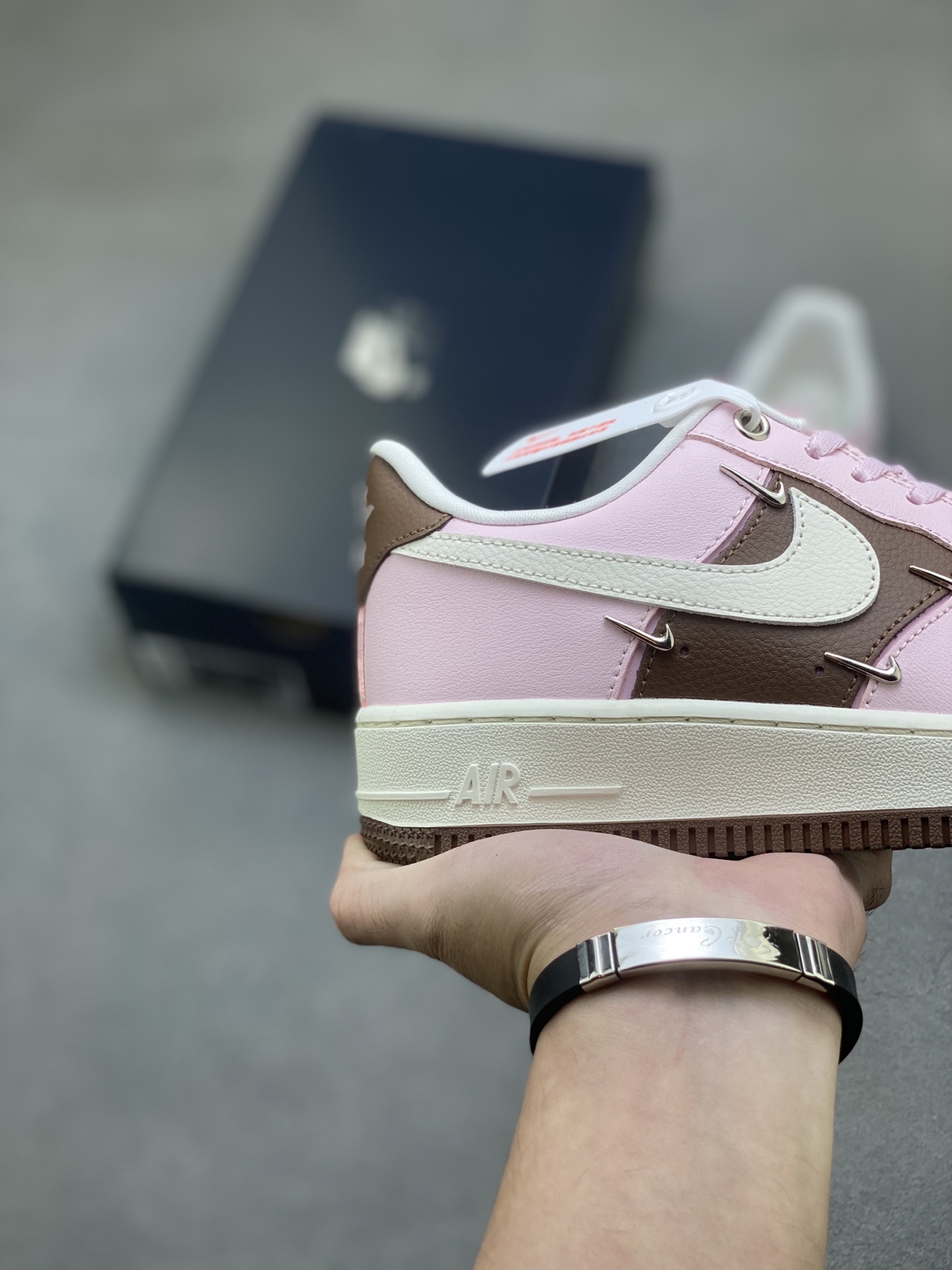 Nike Air Force 1 '07 Low Pink/Brown Limited Edition - Premium Comfort 6 i1760988644764 7155 0 4