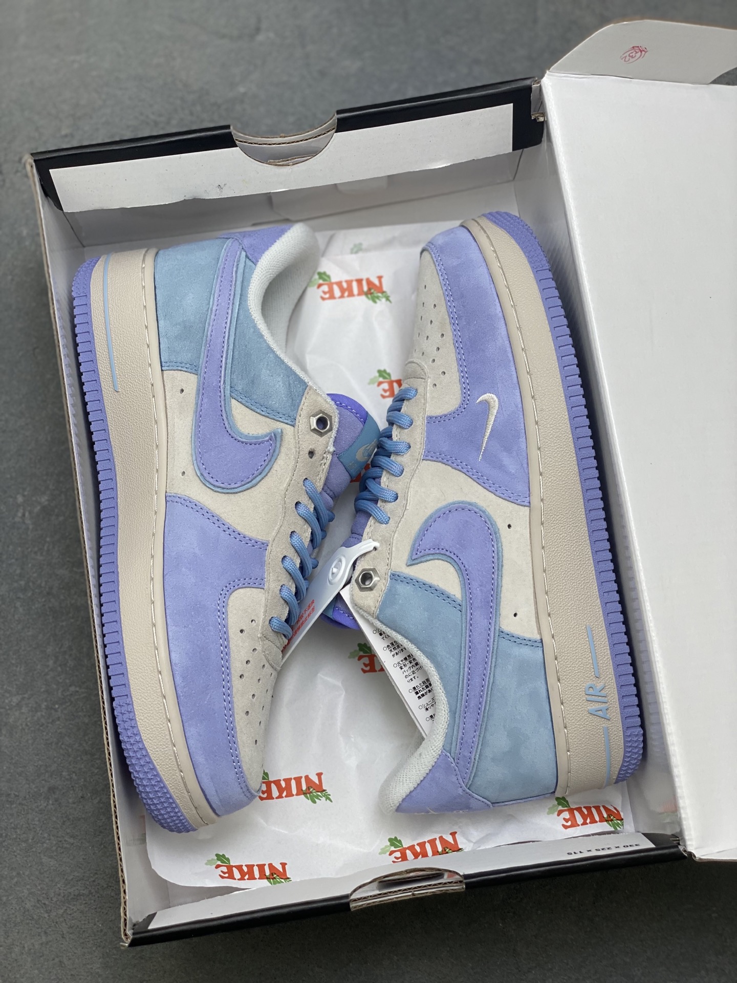 i1760988758473 1571 0 8