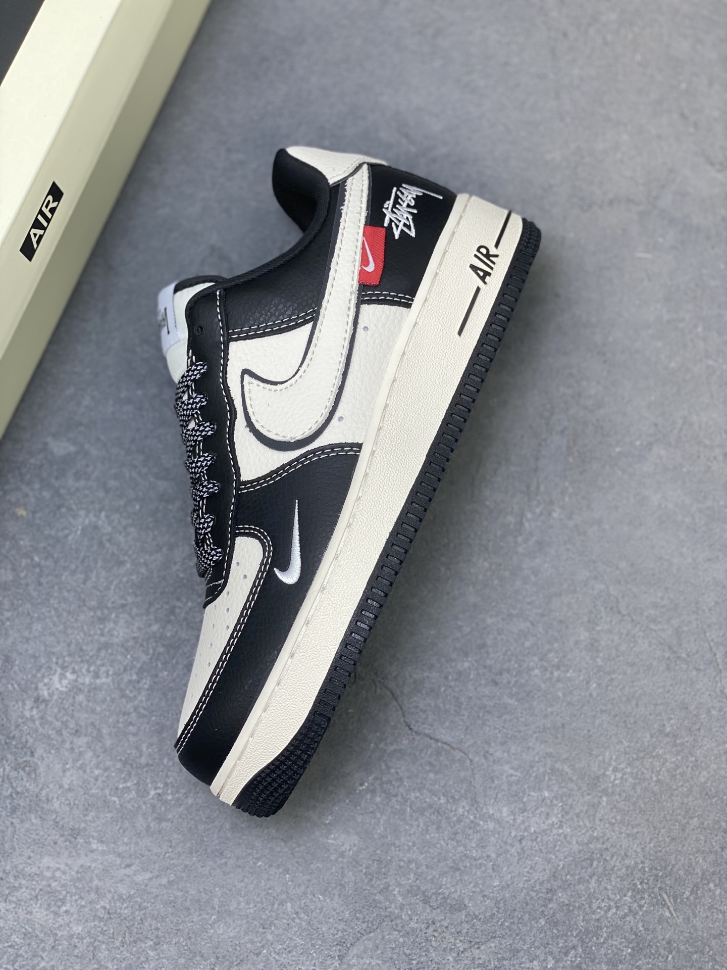 Nike Air Force 1 '07 Low Black White Casual Sneakers DD1982-318 8 i1760988975280 6874 0 6