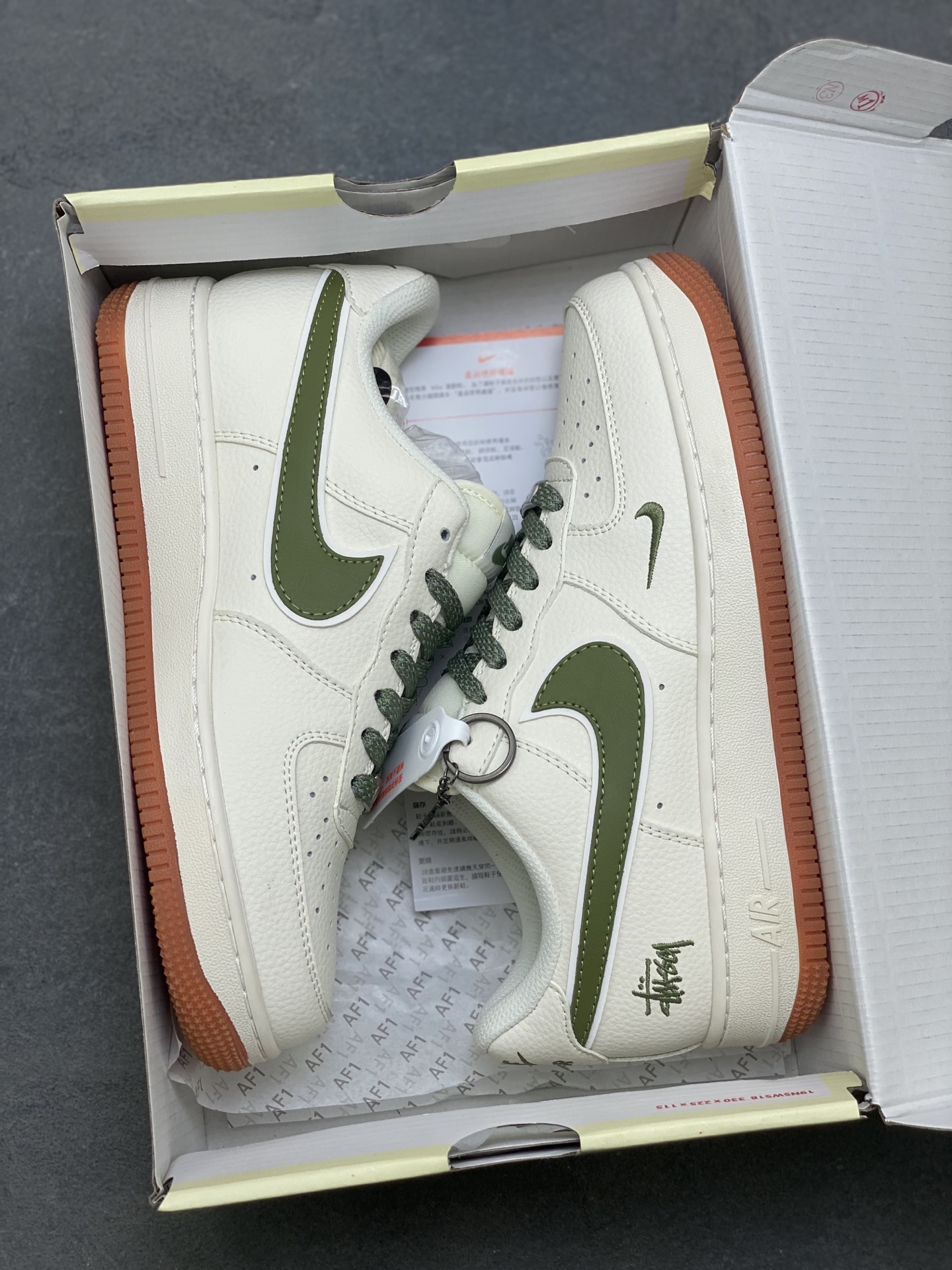 Nike Air Force 1 '07 Low Stüssy Fossil Sneakers XX3167-127 10 i1760989063546 6761 0 8