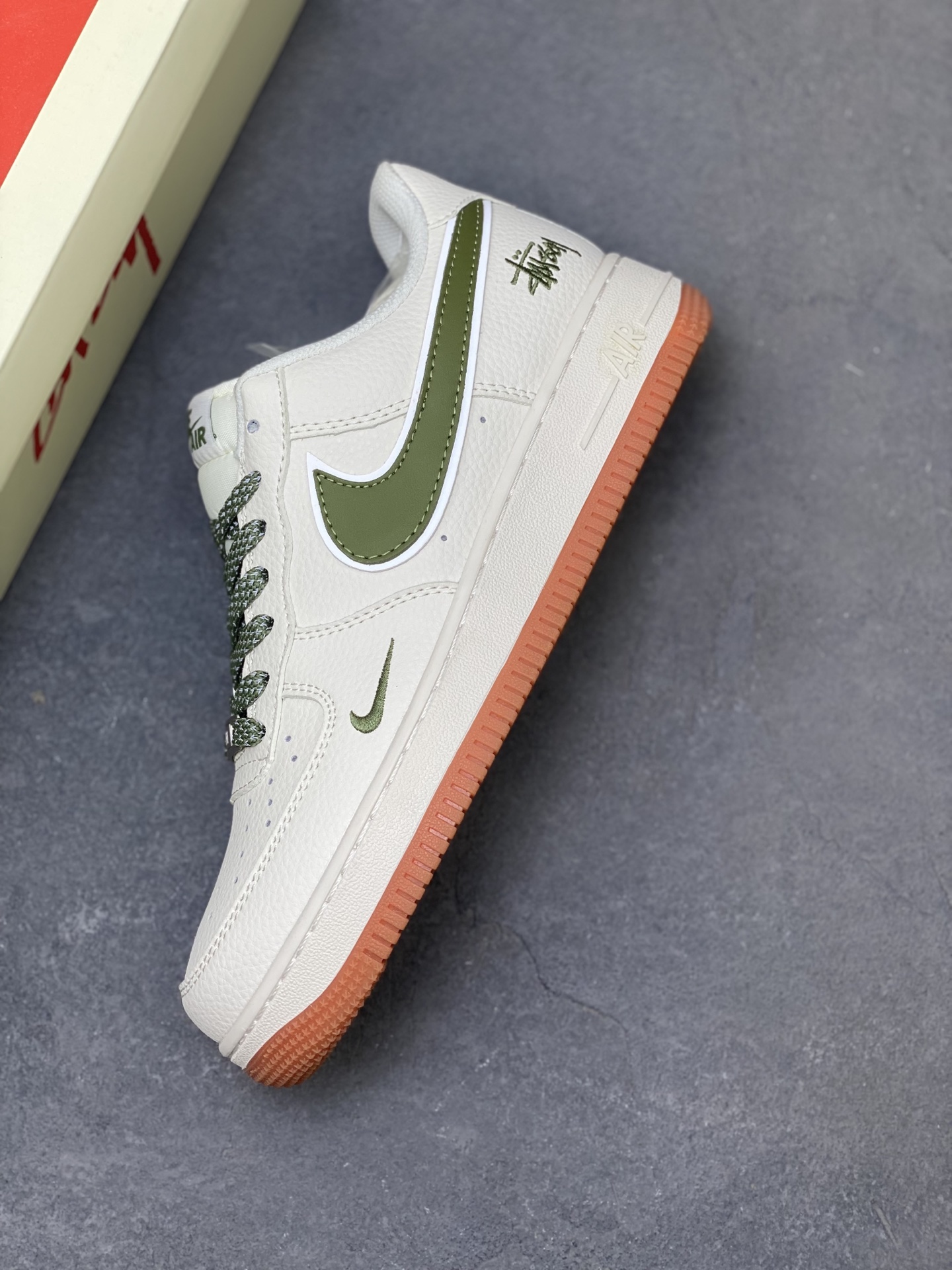 Nike Air Force 1 '07 Low Stüssy Fossil Sneakers XX3167-127 8 i1760989069453 3769 0 6