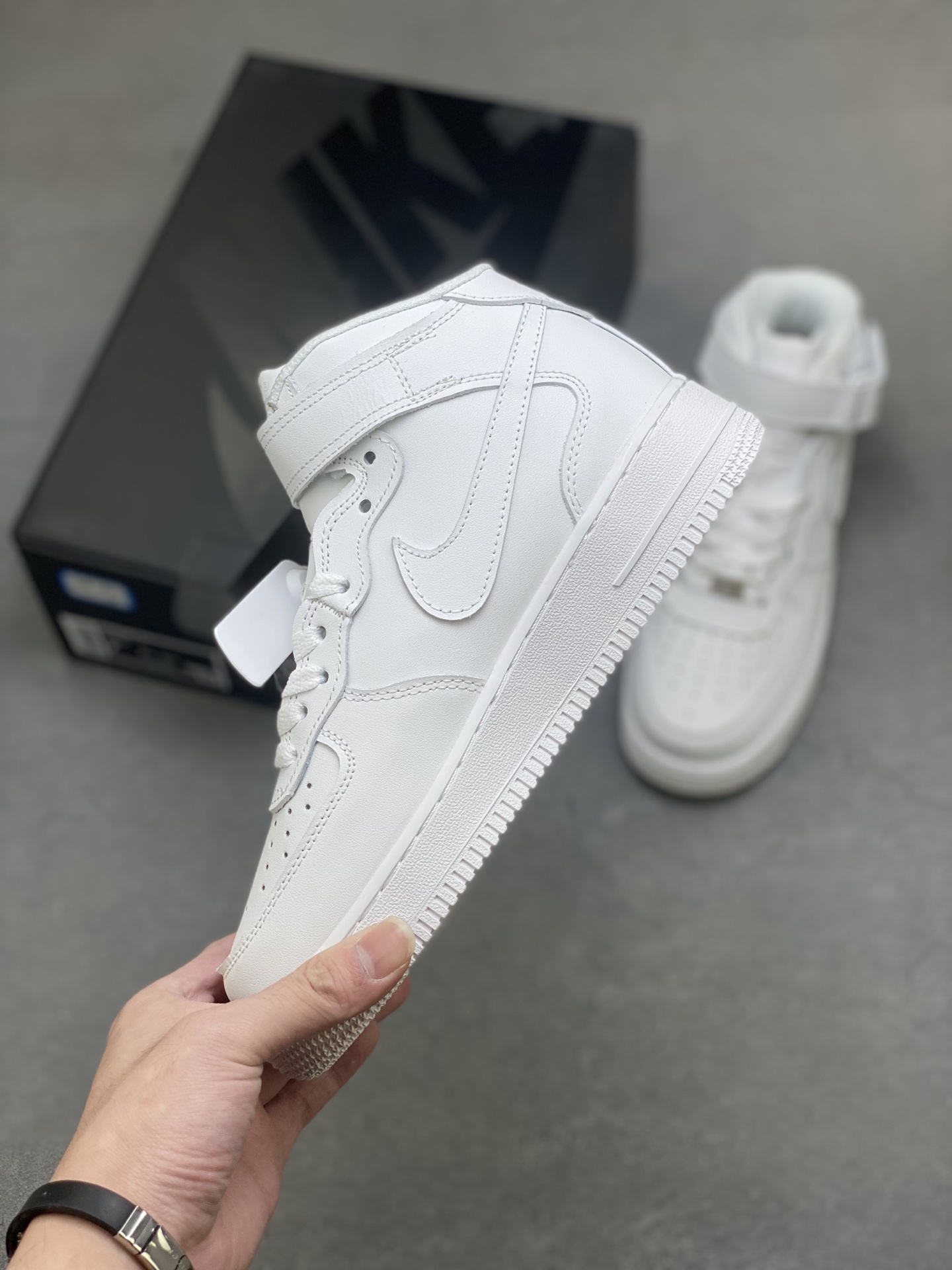 Nike Air Force 1 Mid Supreme White: Classic Style, Modern Comfort 4 i1760989557709 7465 0 2
