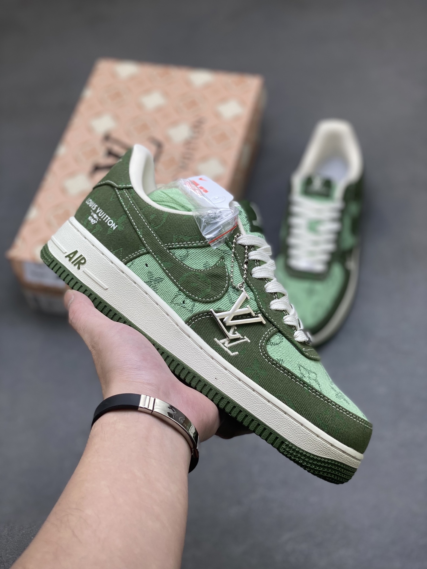 Nike Air Force 1 Low Louis Vuitton Green Sneakers Limited Edition