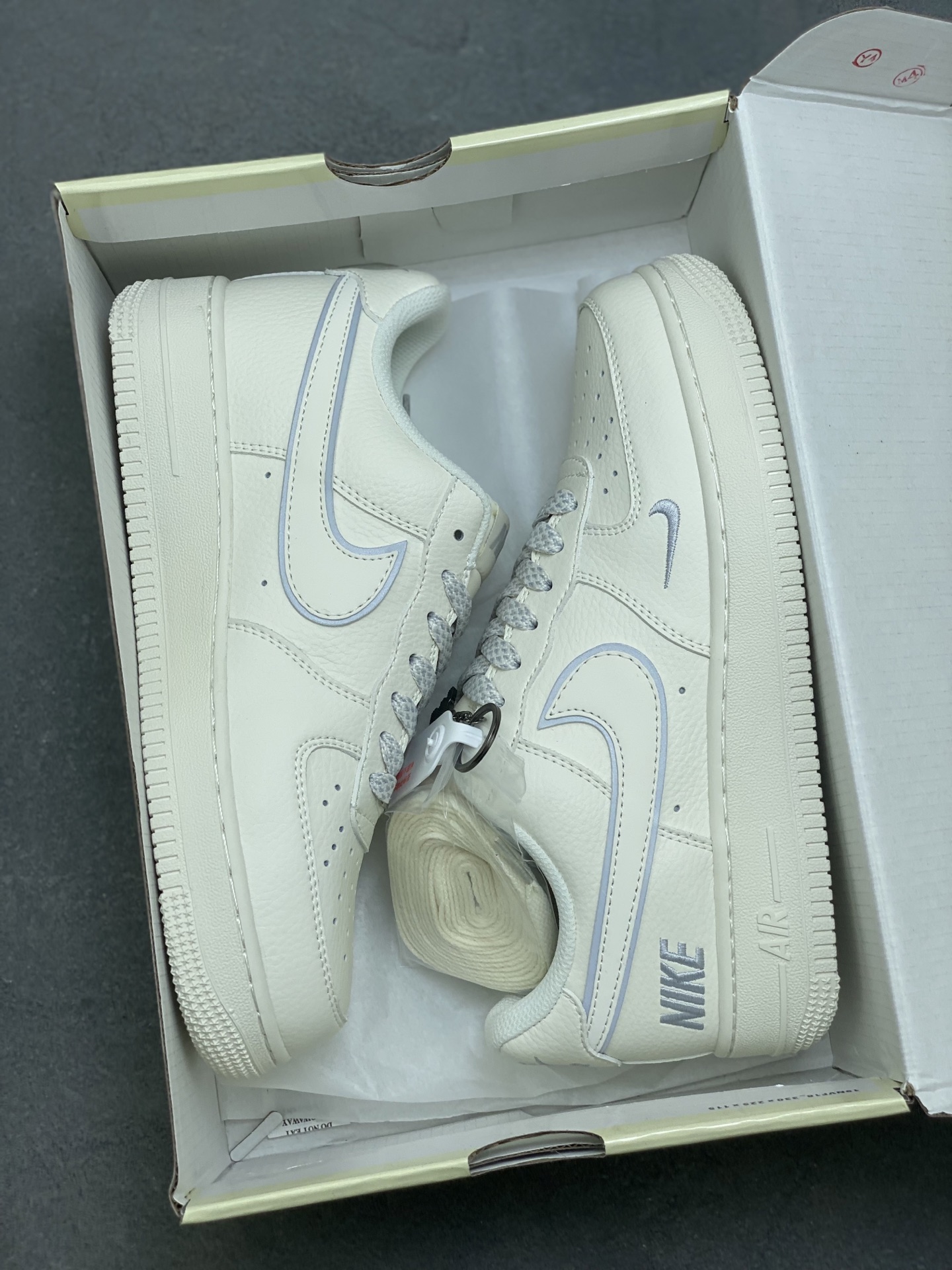 Nike Air Force 1 '07 Low Sneakers Limited Edition - CS5288-045 10 i1761063026778 4297 0 8