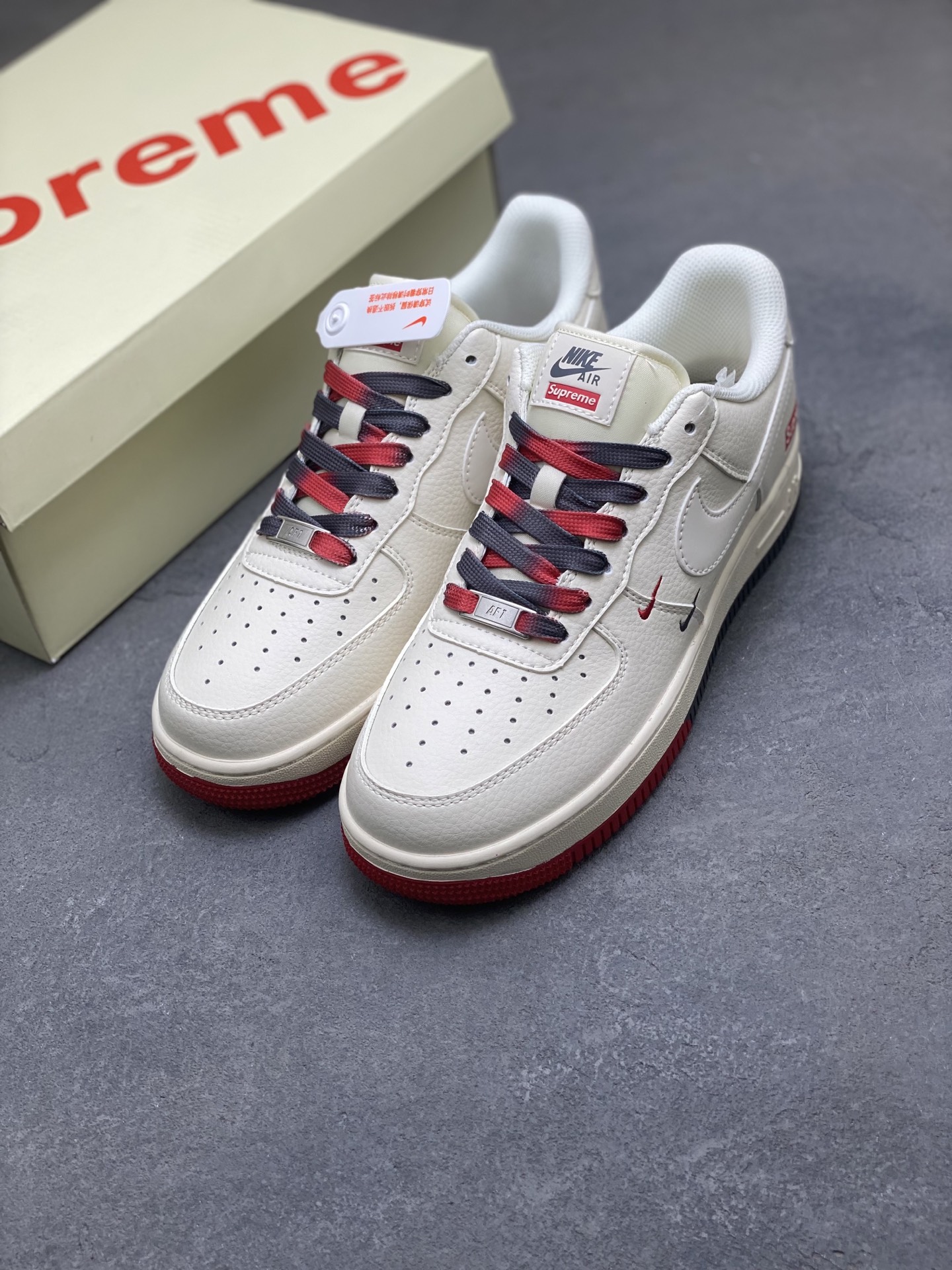 Nike Air Force 1 '07 Low Supreme Collab - Cream, Red & Grey 9 i1761063225436 8622 0 7