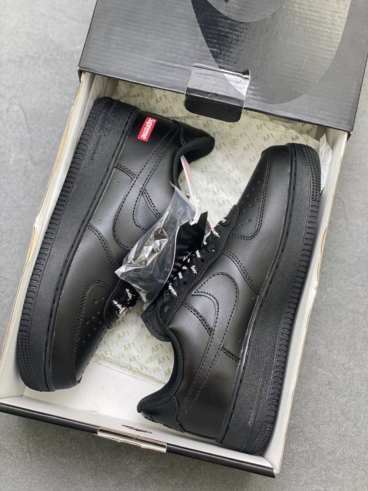 Nike Air Force 1 Low Black Supreme CU9225-001 - Classic Style & Comfort 10 i1761063404214 8516 0 8