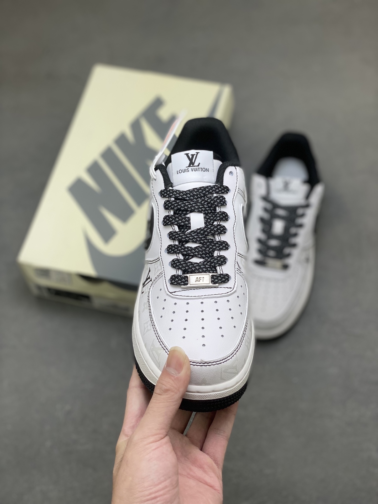 Nike Air Force 1 '07 Low Louis Vuitton Custom Sneakers - Limited Edition 3 i1761063521632 1202 0 1