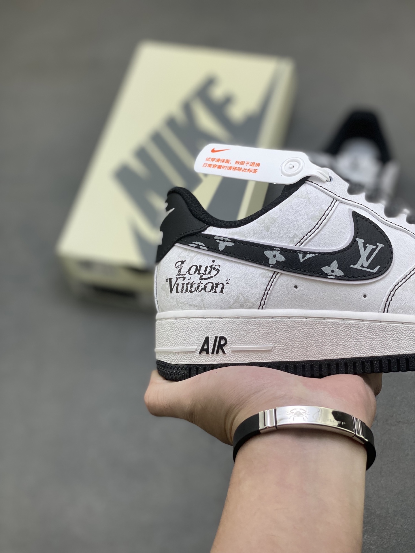 Nike Air Force 1 '07 Low Louis Vuitton Custom Sneakers - Limited Edition 6 i1761063523706 7961 0 4