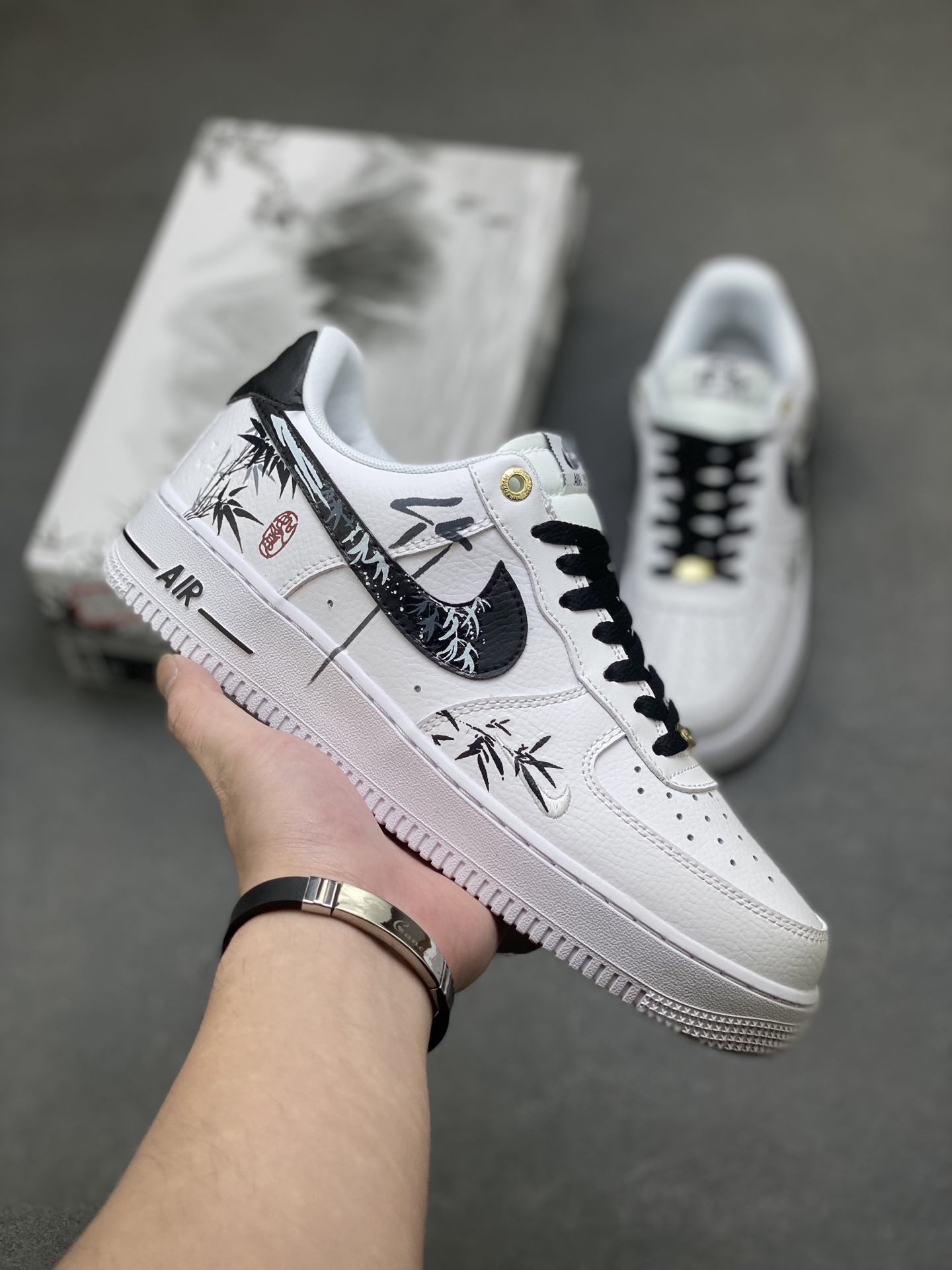 Nike Air Force 1 '07 Low White/Black Limited Edition Sneakers