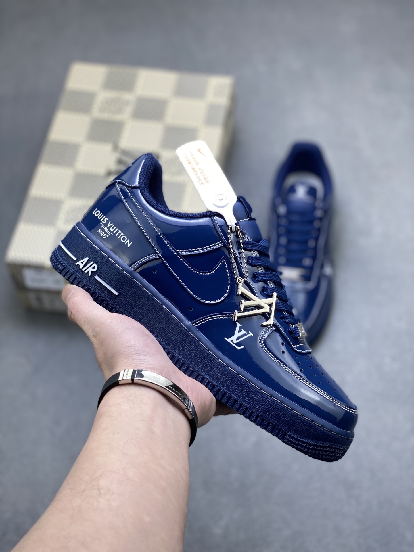 _d_I9s-asmgy9p-jWO5mKwtKepIiIzhJhRFtWUrw