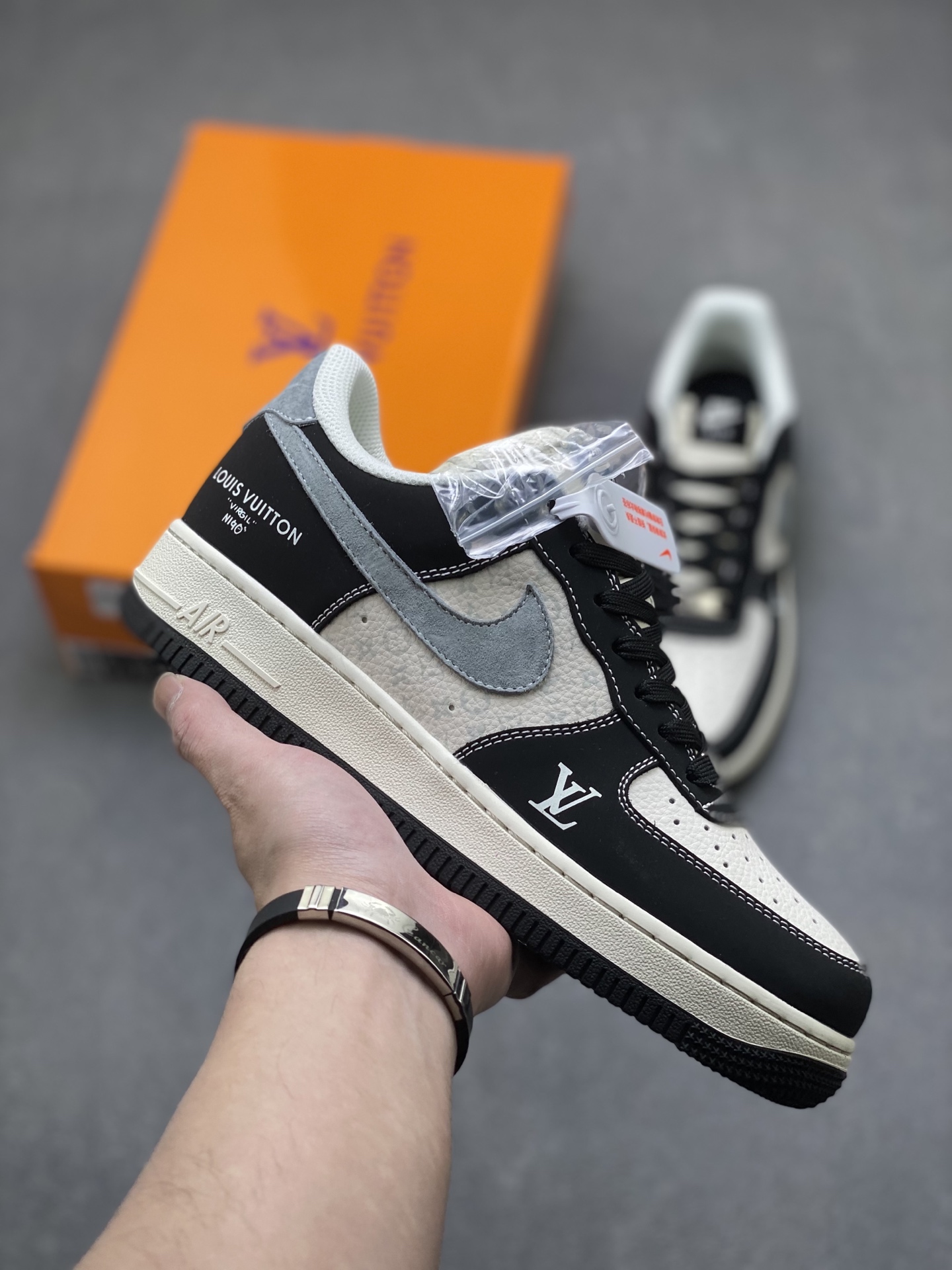 _dre9sVDG_bJljrSrKVvWfIuyoyrfnZnIro-YRHA