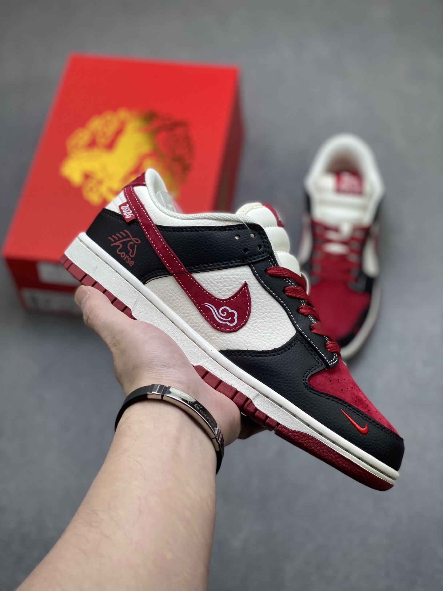 _dLm9sJCK9UMeBax_NO8IzXPFms1_itzCUR6SWWw