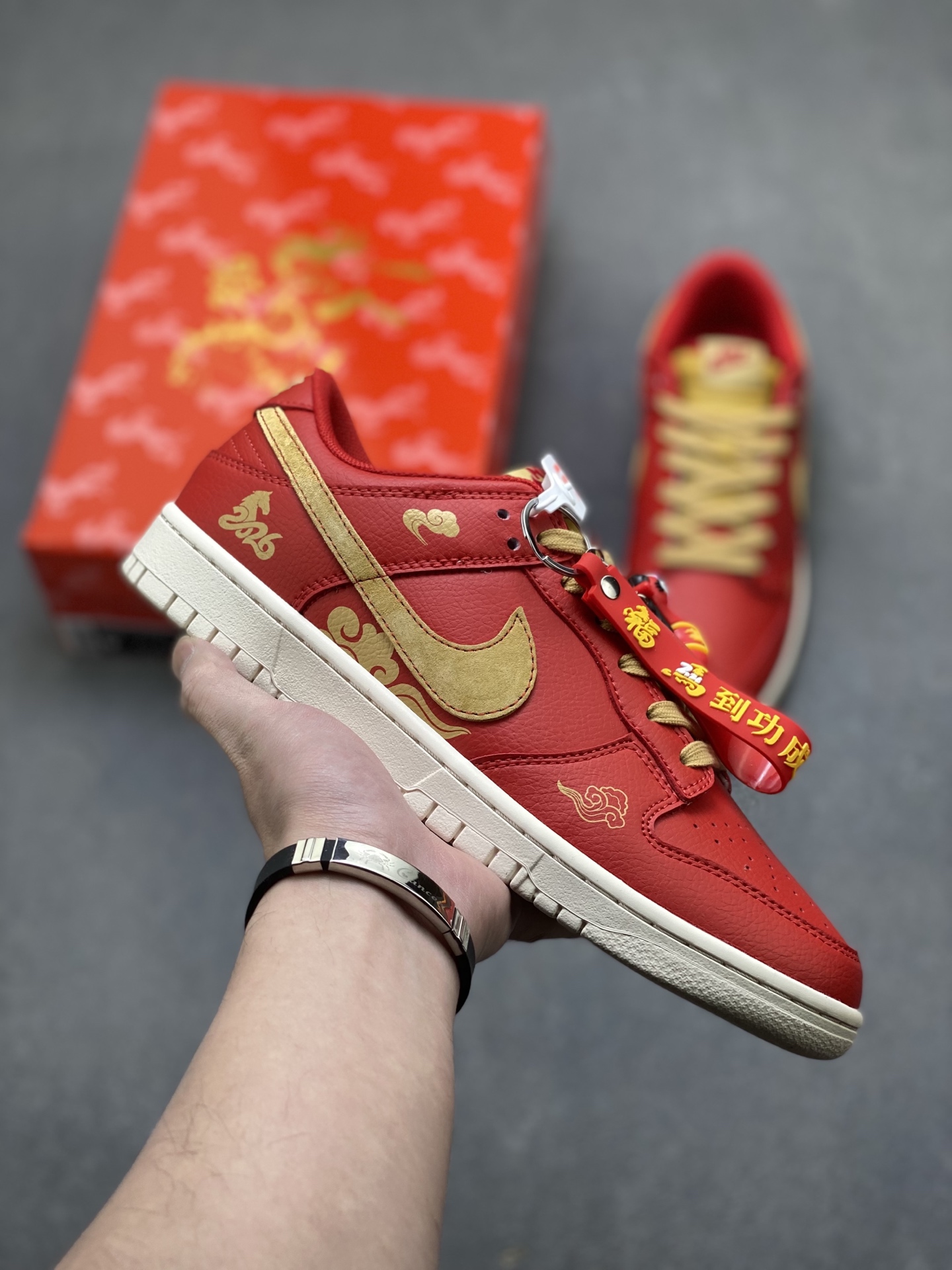 _duc9sObRFUNHlNwKNqzGmotZdd1xN2GIm_NsQQg