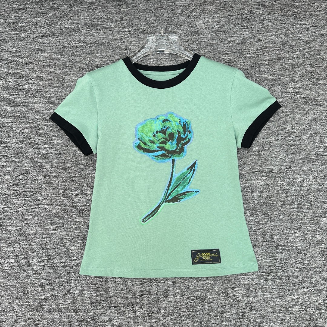 NO:442300,GANNI 25 summer new style rose print embroidery small logo logo pullover short-sleeved T-shirt SML, T-shirt,tees, t-shirt,alexander wang19860909GANNI 25夏季新款 玫瑰印花刺绣小标Logo套头短袖T恤 SML,,T-shirt,tees，t-shirt,alexander wang,Women's clothing